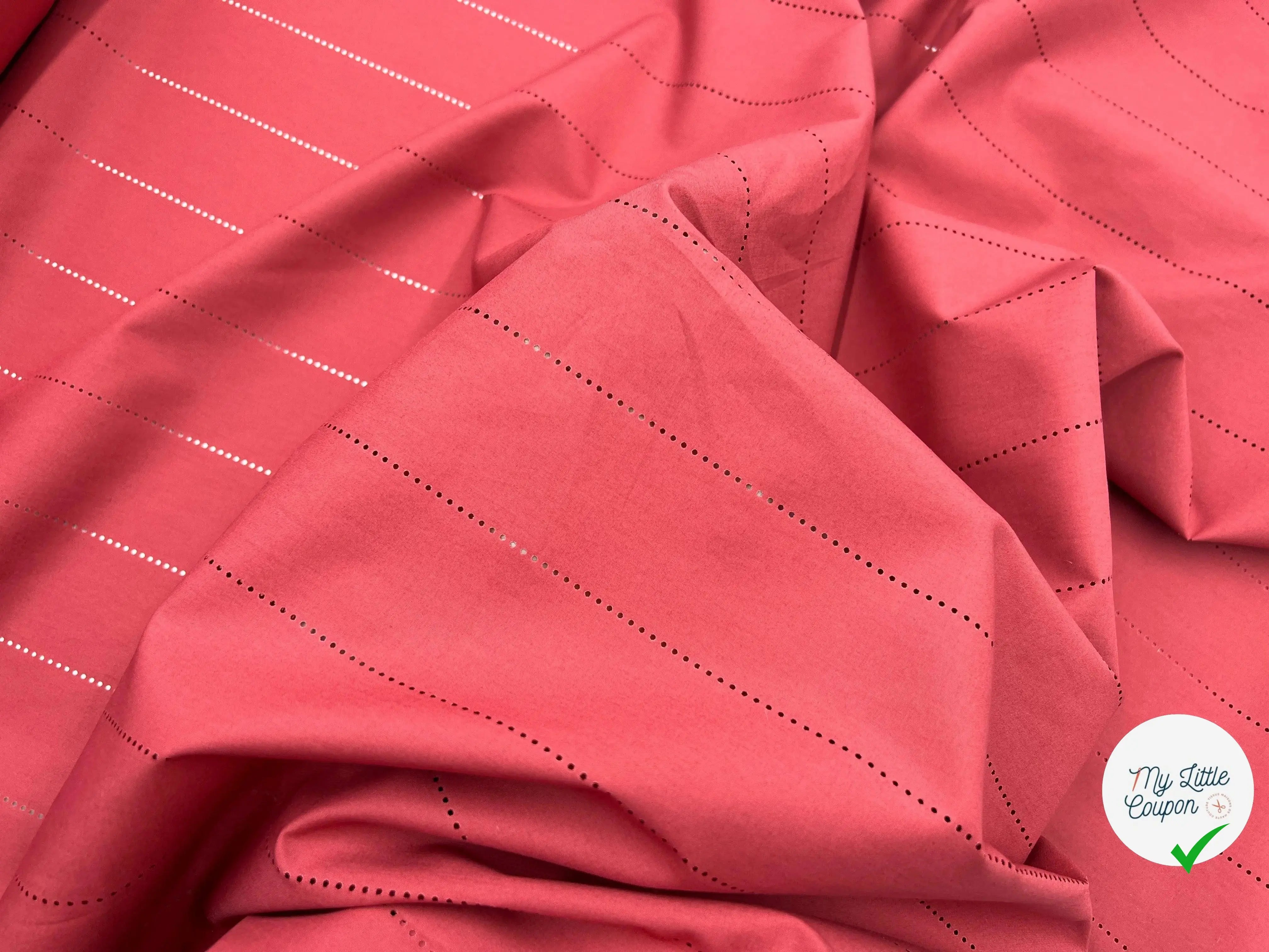 POPELINE BRODÉE DE LIGNES POINTILLÉS TERRE DE SIENNE - My Little Coupon - tissu - coudre