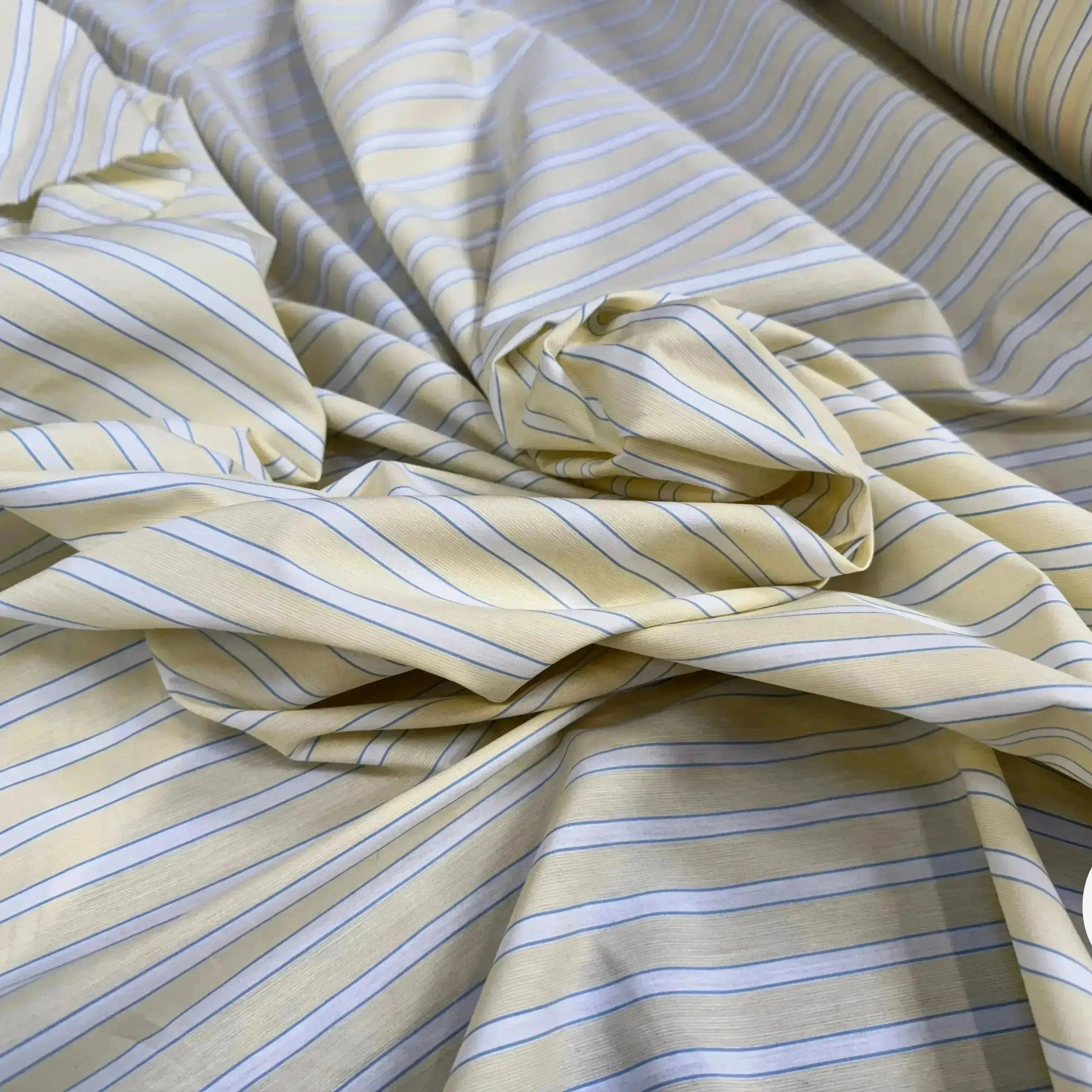 POPELINE DE COTON JAUNE À RAYURES BLANCHES ET BLEU - My Little Coupon