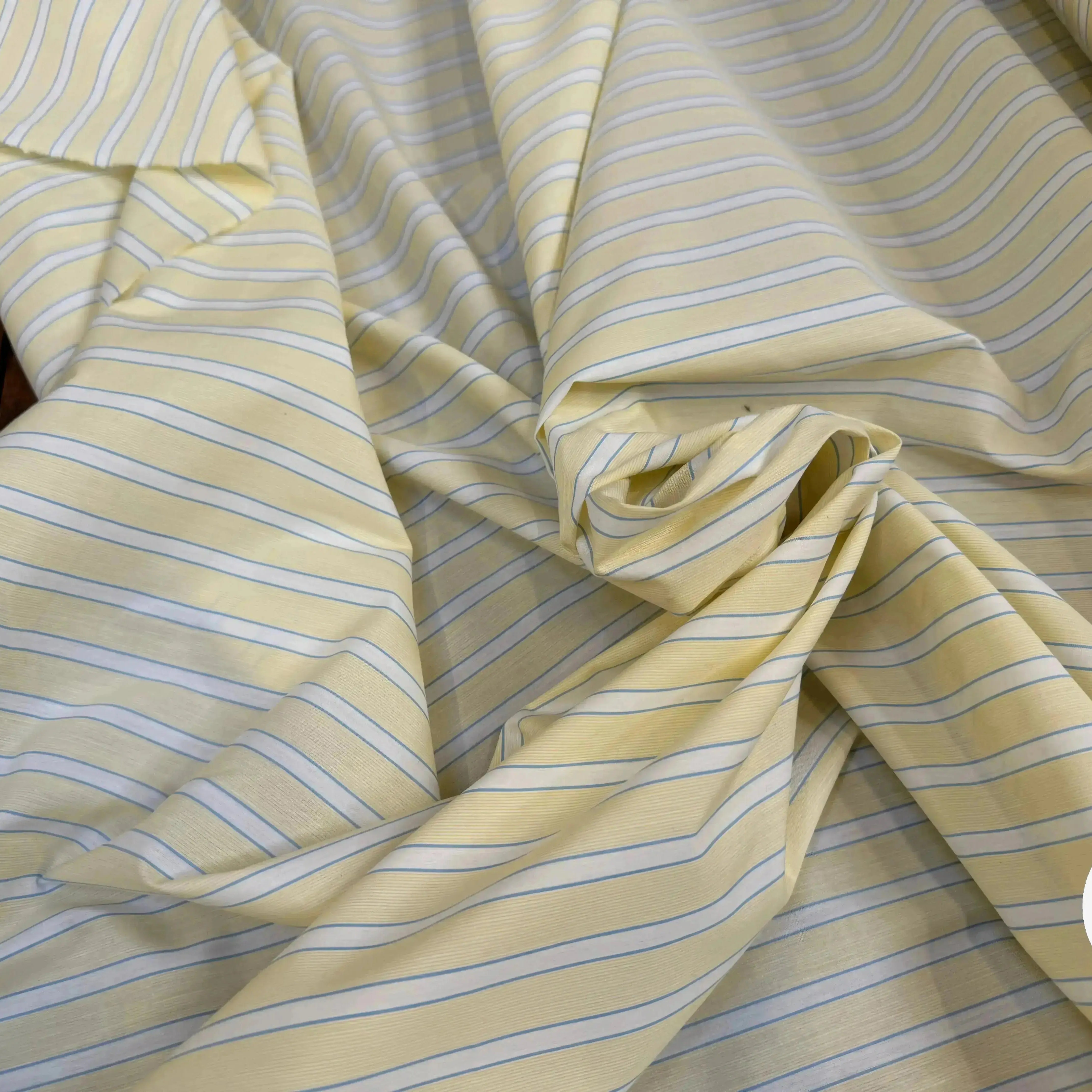 POPELINE DE COTON JAUNE À RAYURES BLANCHES ET BLEU - My Little Coupon