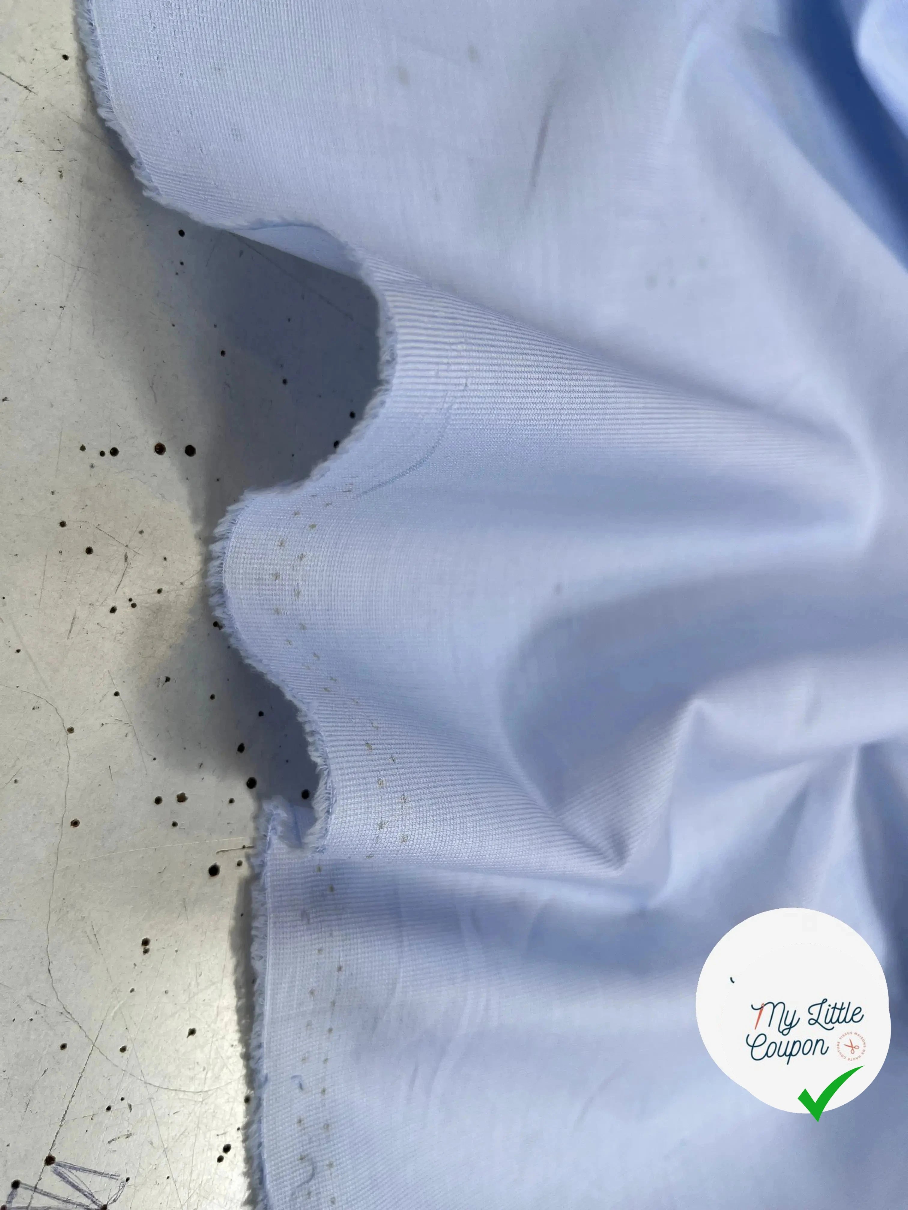 POPELINE DE COTON MOTIF NID D'ABEILLE BLEU - My Little Coupon