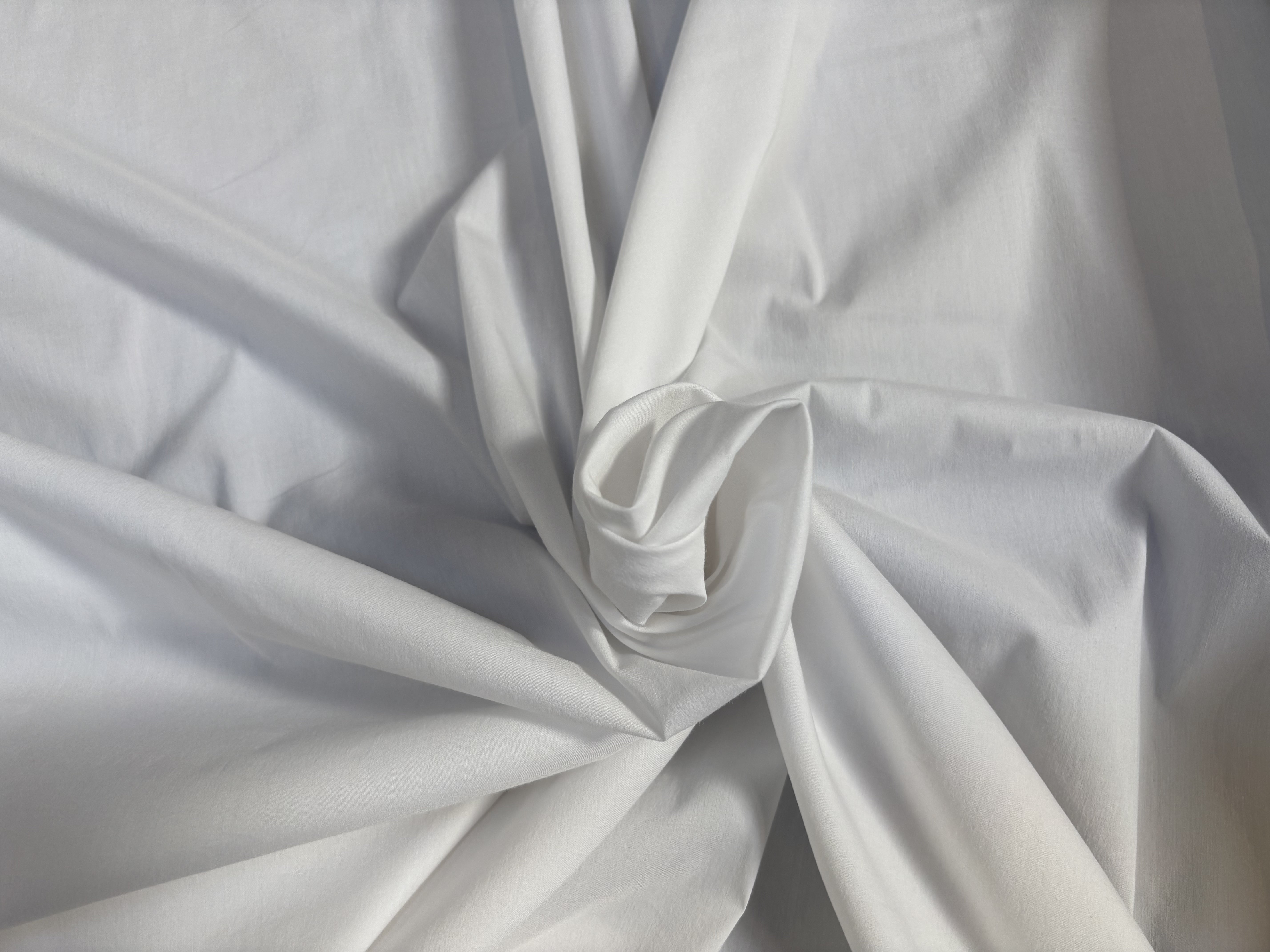 POPELINE DE COTON STRETCH BLANCHE DOLLY LINE ARPATEX - My Little Coupon