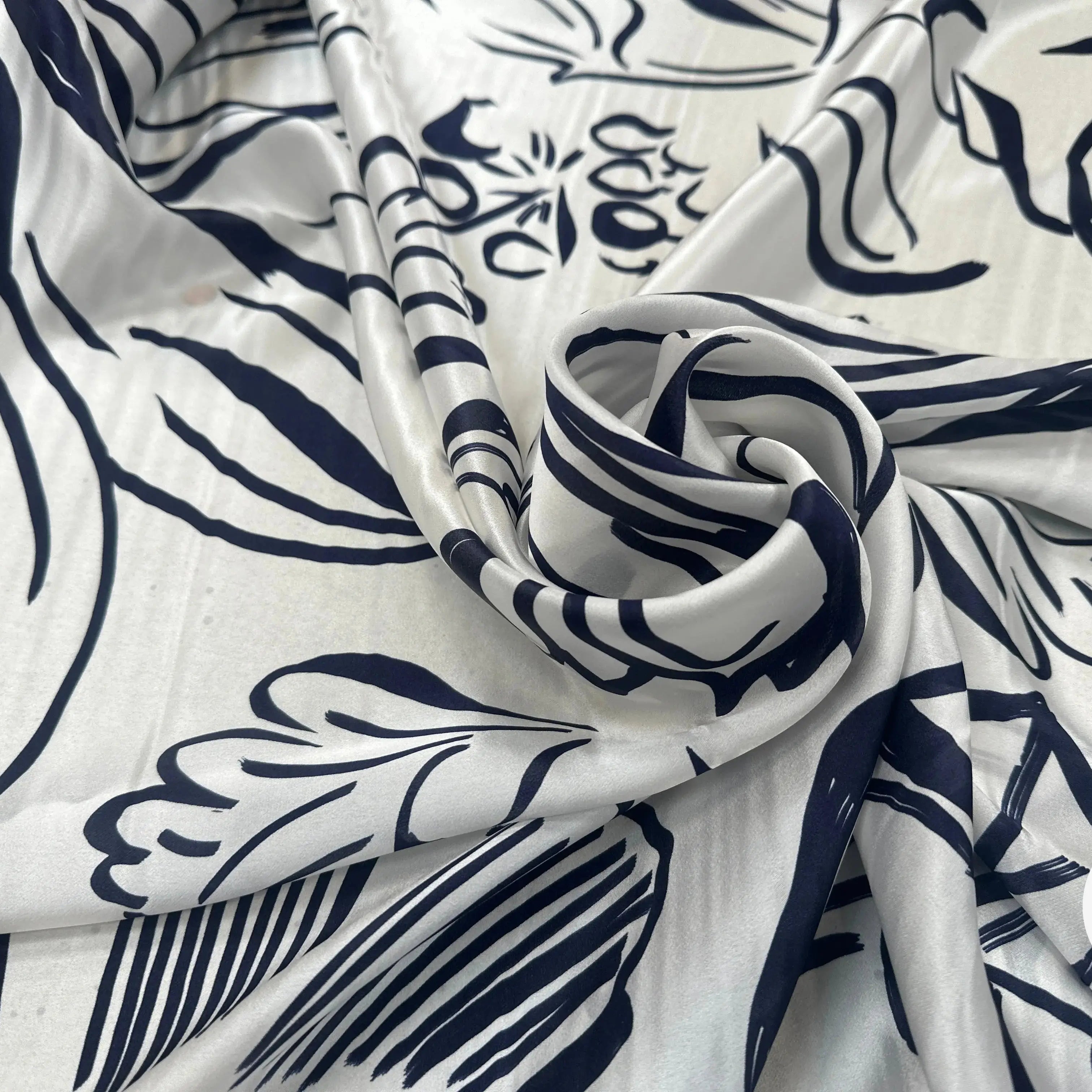 SATIN DE SOIE PORTOFINO ÉLÉGANCE MLC INTERN