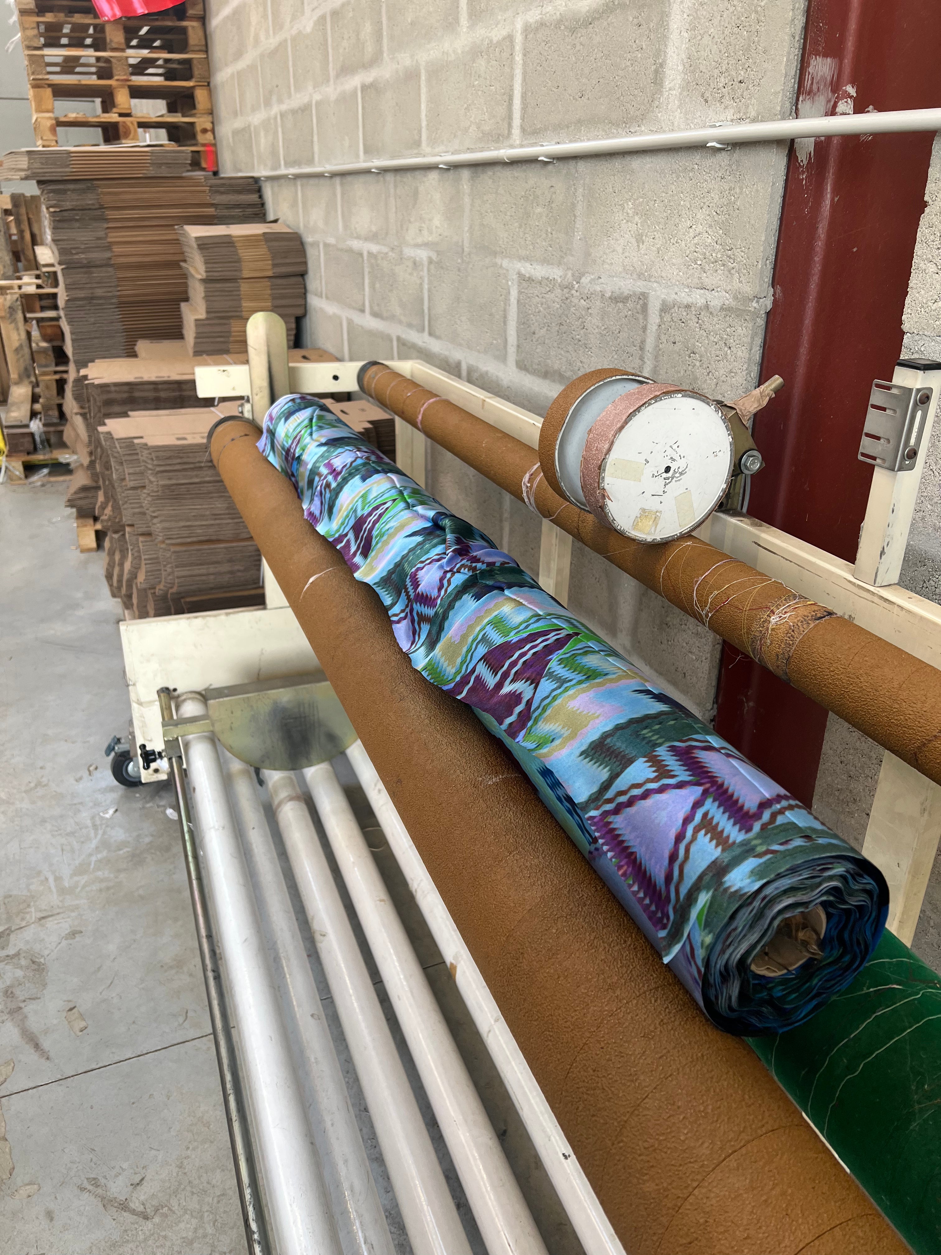 SATIN DE SOIE RÊVE EN COULEUR DE BLEU - My Little Coupon