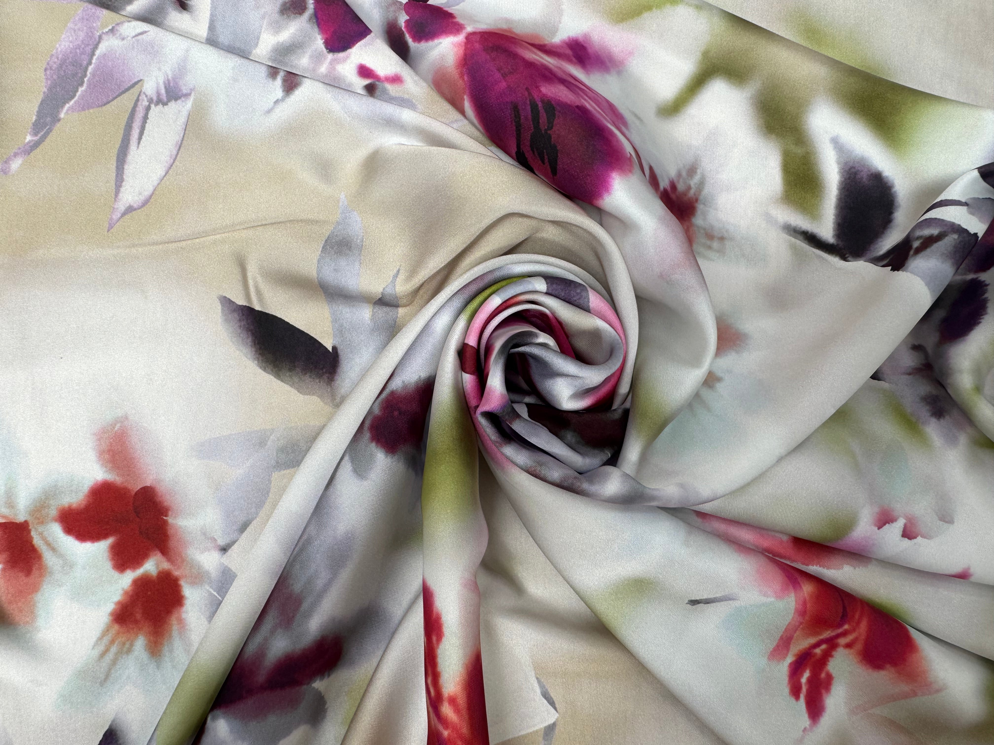 SATIN FLEURS ABSTRAITES ROSE ET VERT FOND BLANC - My Little Coupon