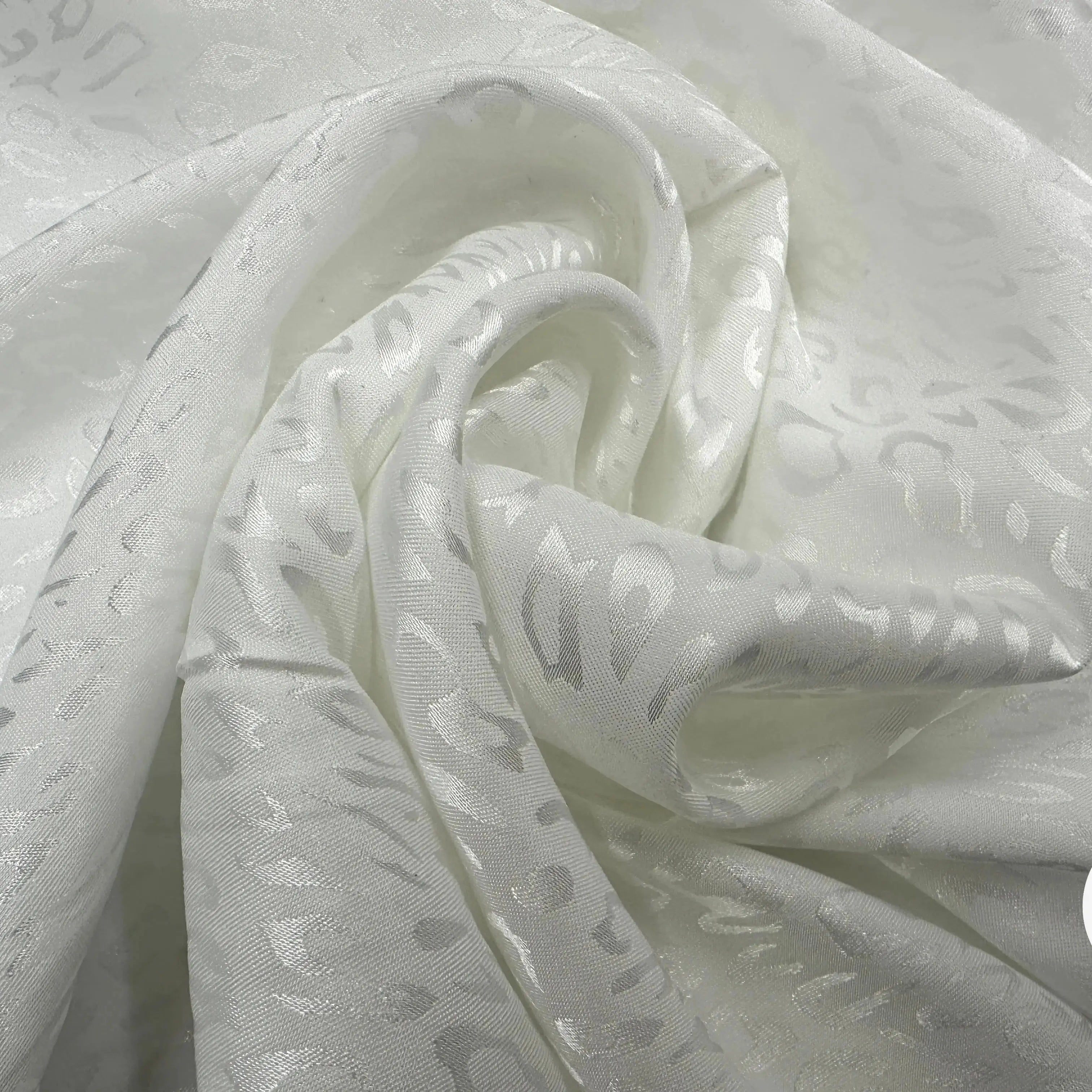 SATIN JACQUARD LÉOPARD BLANC CHIC MLC INTERN