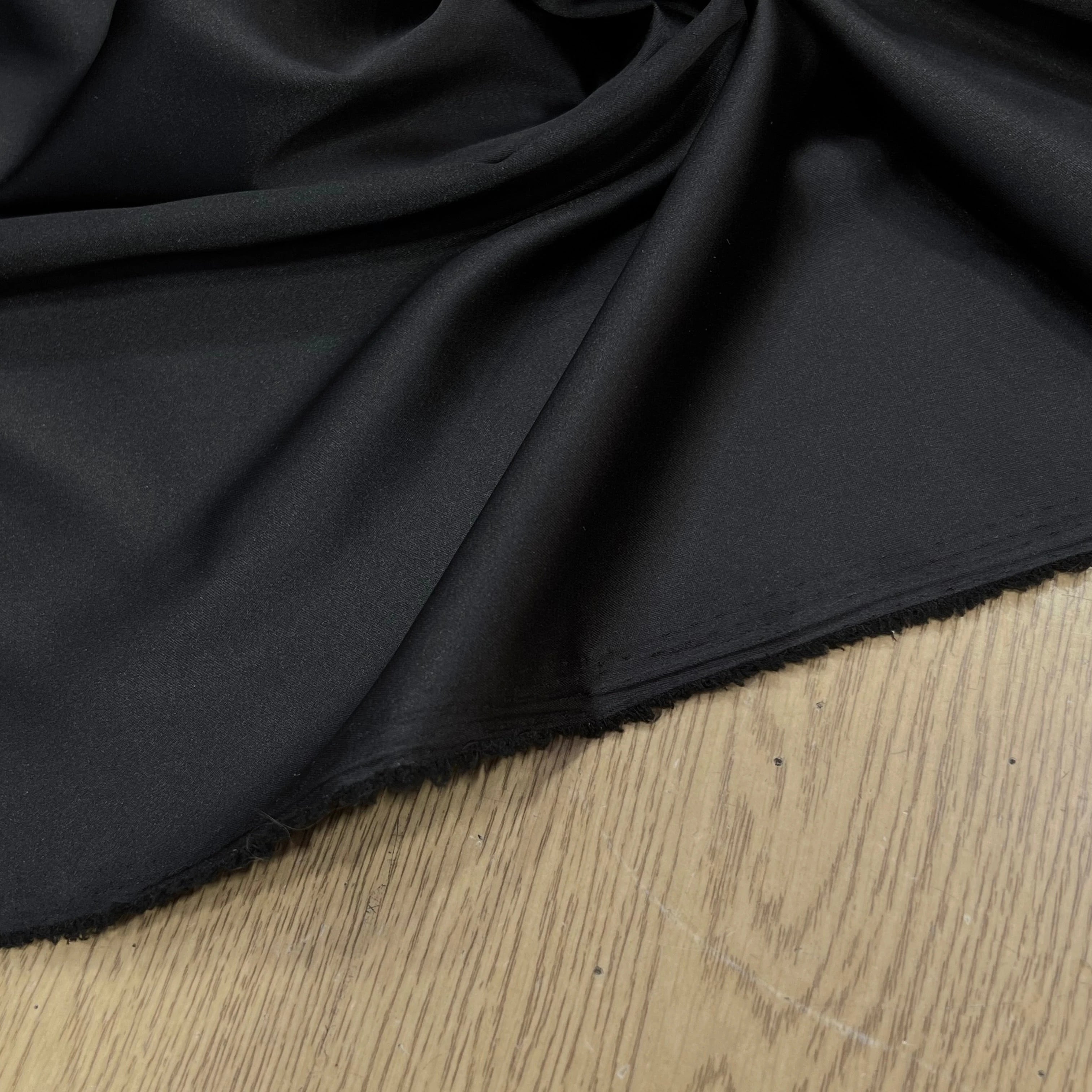 (Chute) SATIN POLYESTER 2% EA NOIR - My Little Coupon