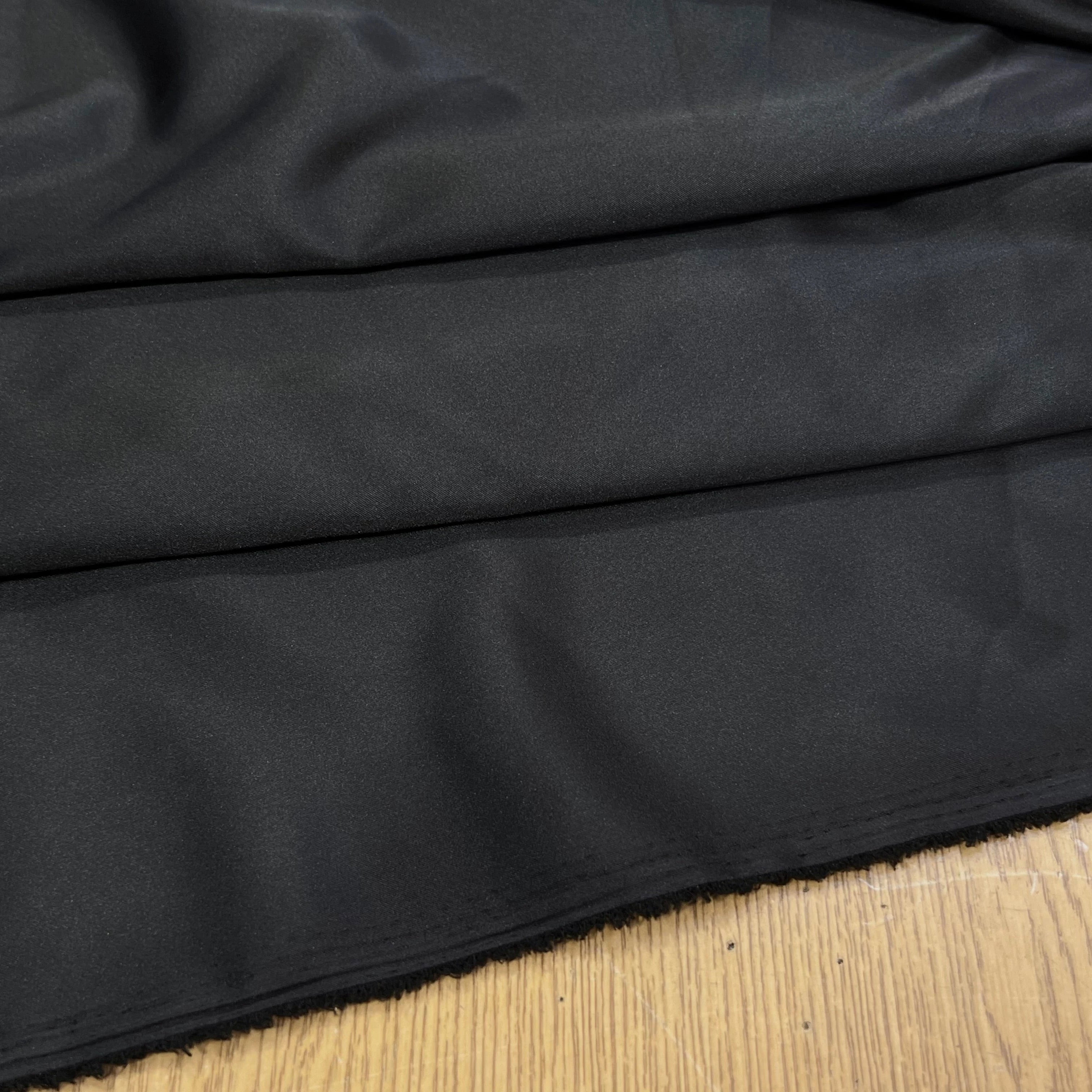 (Chute) SATIN POLYESTER 2% EA NOIR - My Little Coupon