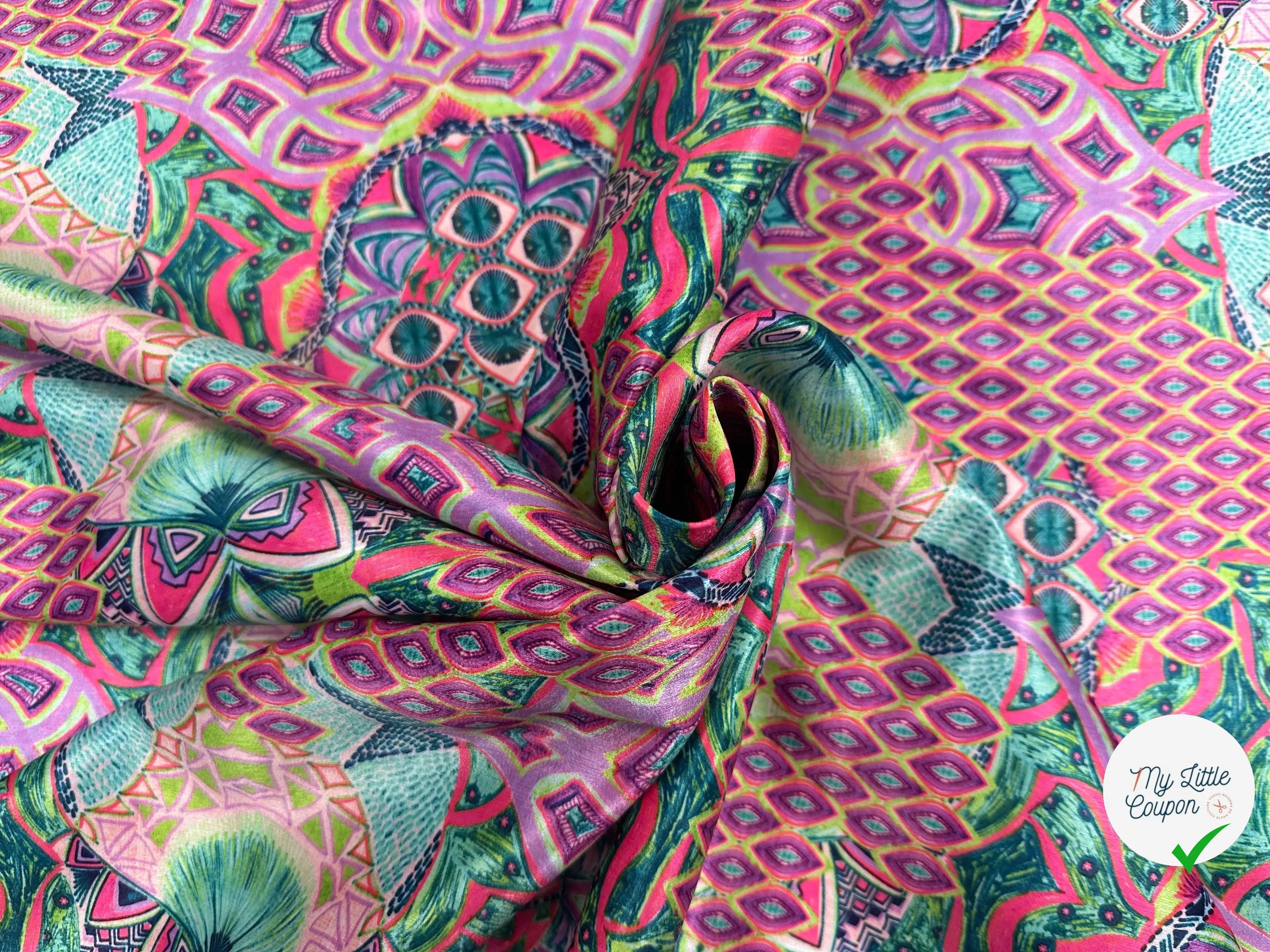SATIN VELOUTÉ ABSTRACT COLOUR ROSÉ MLC INTERN