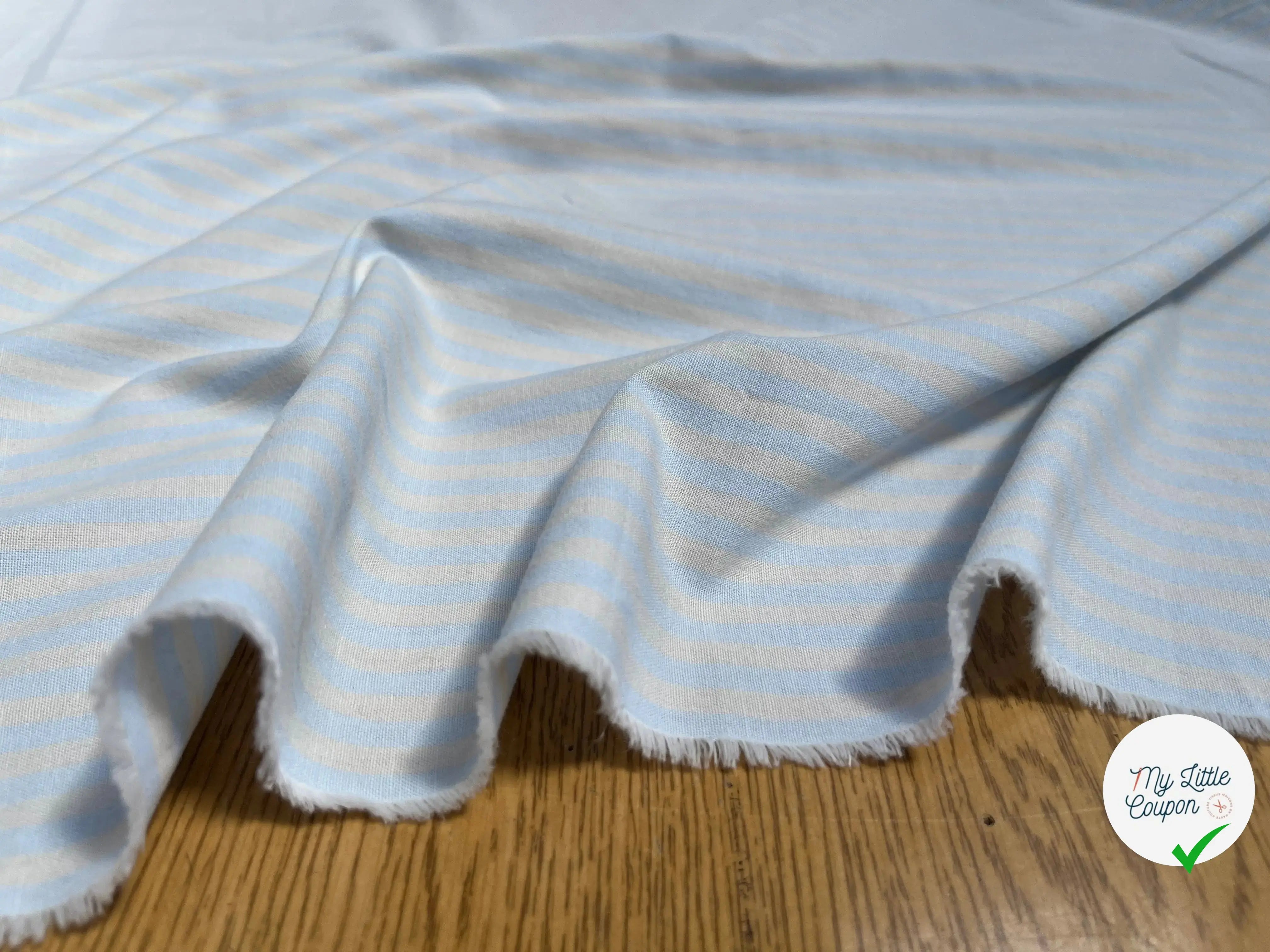 TISSU CHEMISE COTON RAYÉ BLEU CIEL ET BEIGE - My Little Coupon
