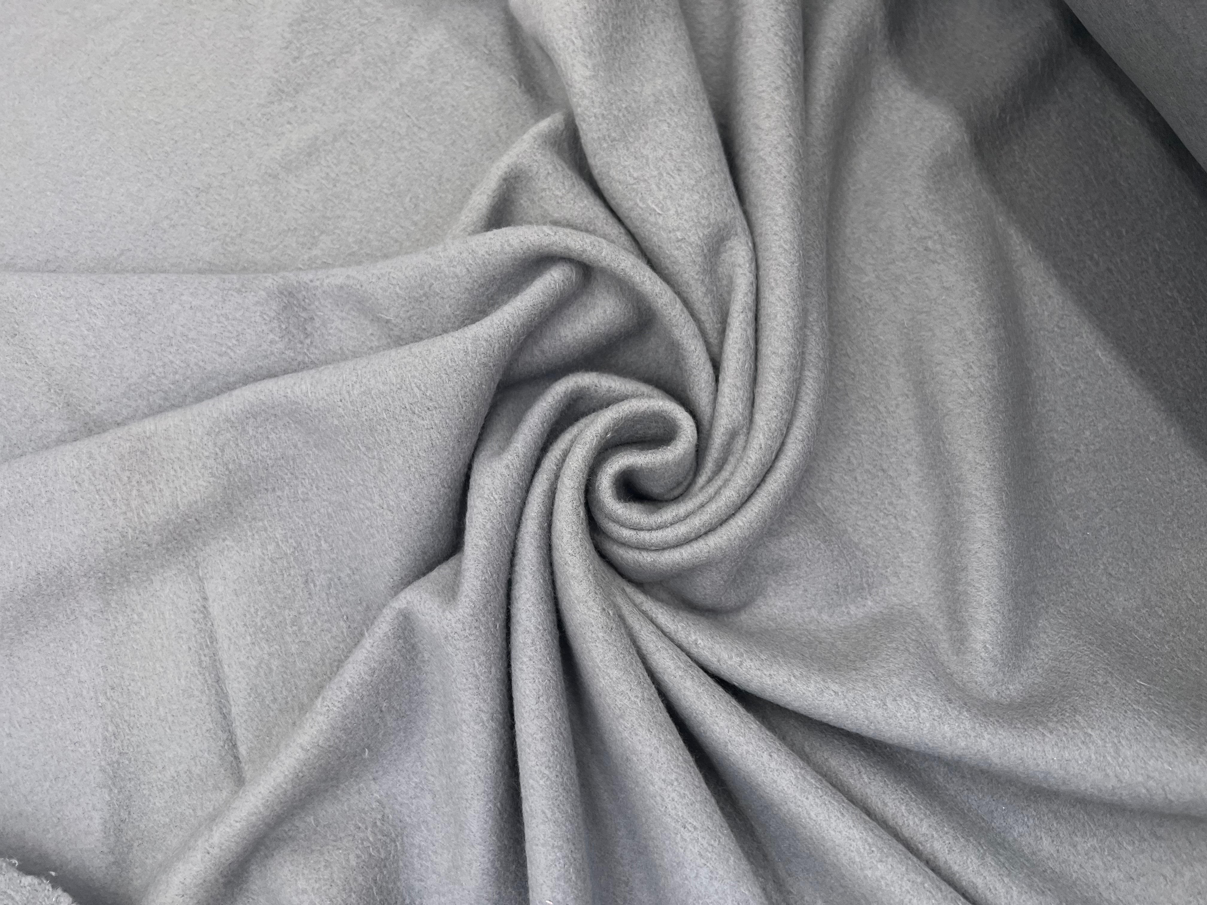 (Chute) TISSU POLAIRE TOUT DOUX GRIS PHOQUE - My Little Coupon