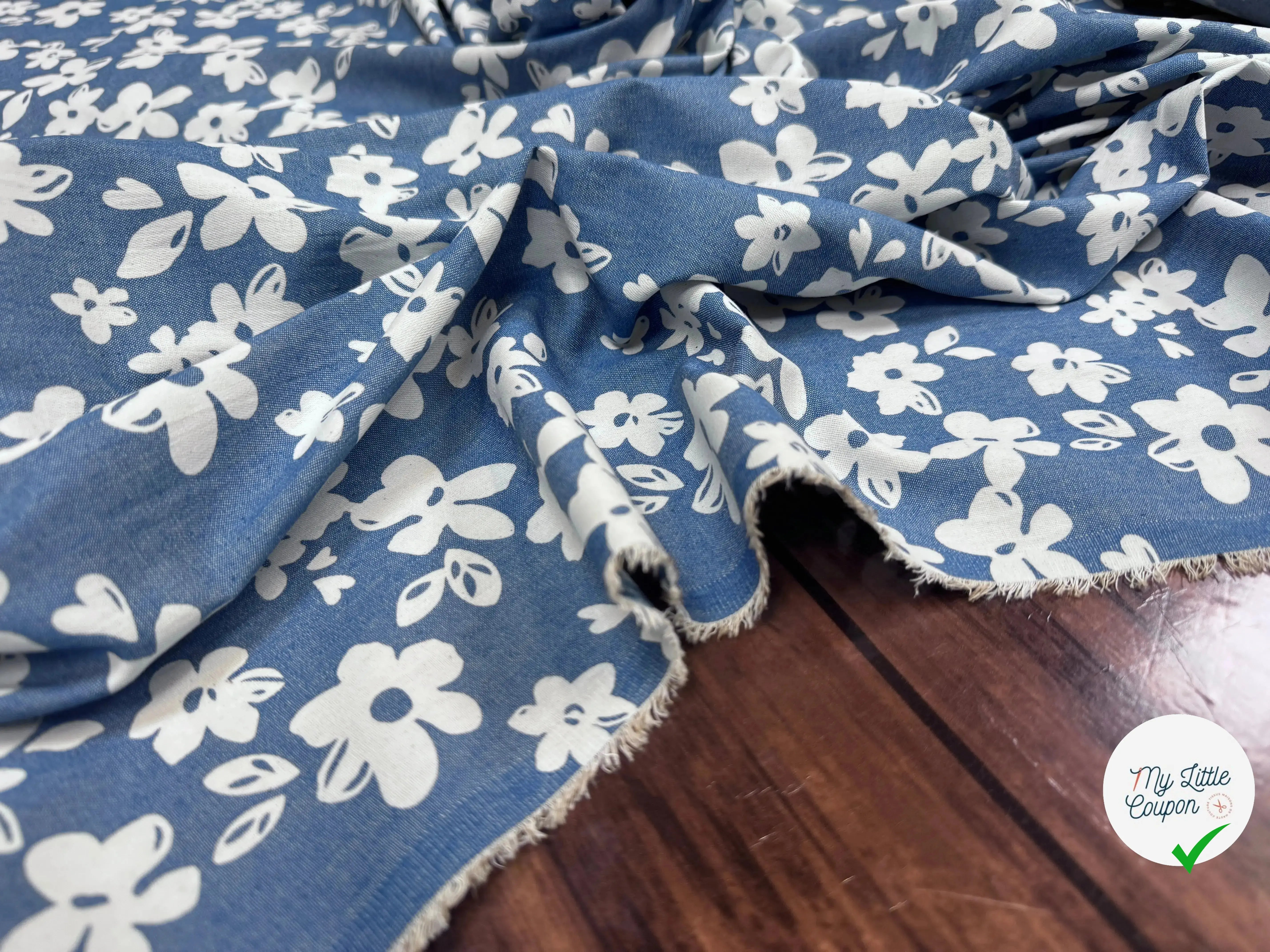 TOILE COTON FINE FAÇON DENIM CLAIR FLOWER - My Little Coupon