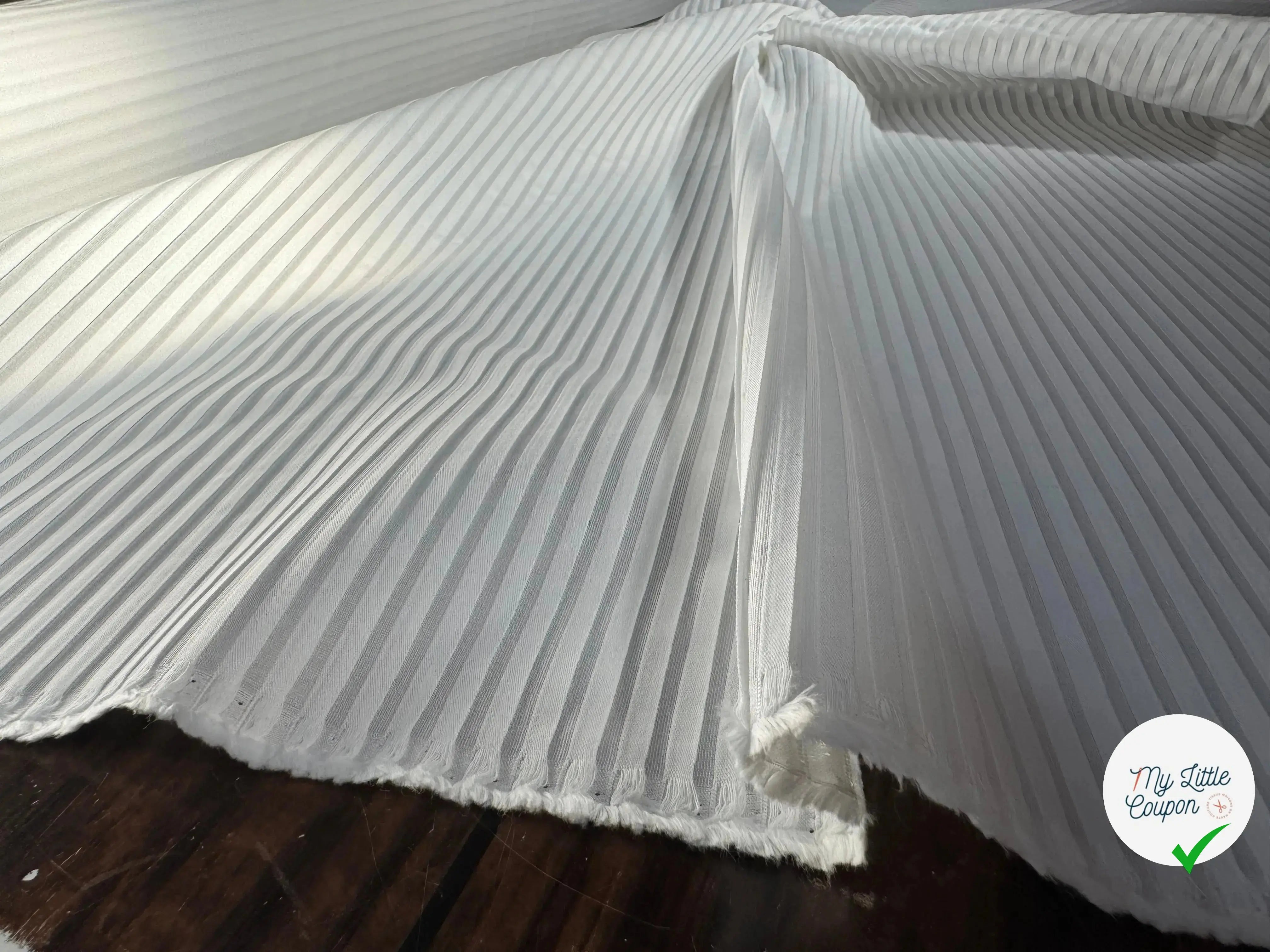 TOILE COTON RAYURE JACQUARD GRANDES RAYURES HORIZONTALES - My Little Coupon