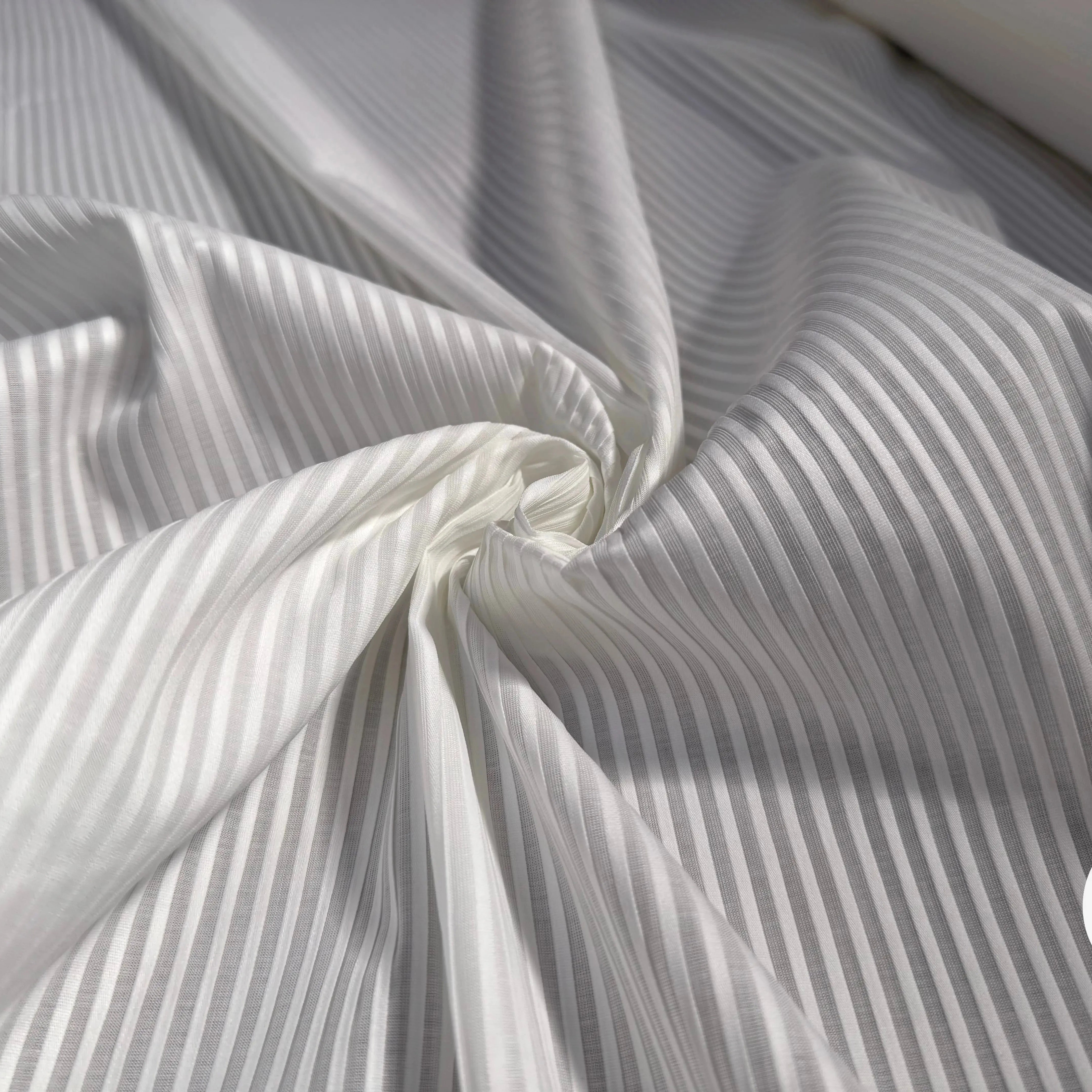 TOILE COTON RAYURE JACQUARD PETITES RAYURES HORIZONTALES - My Little Coupon