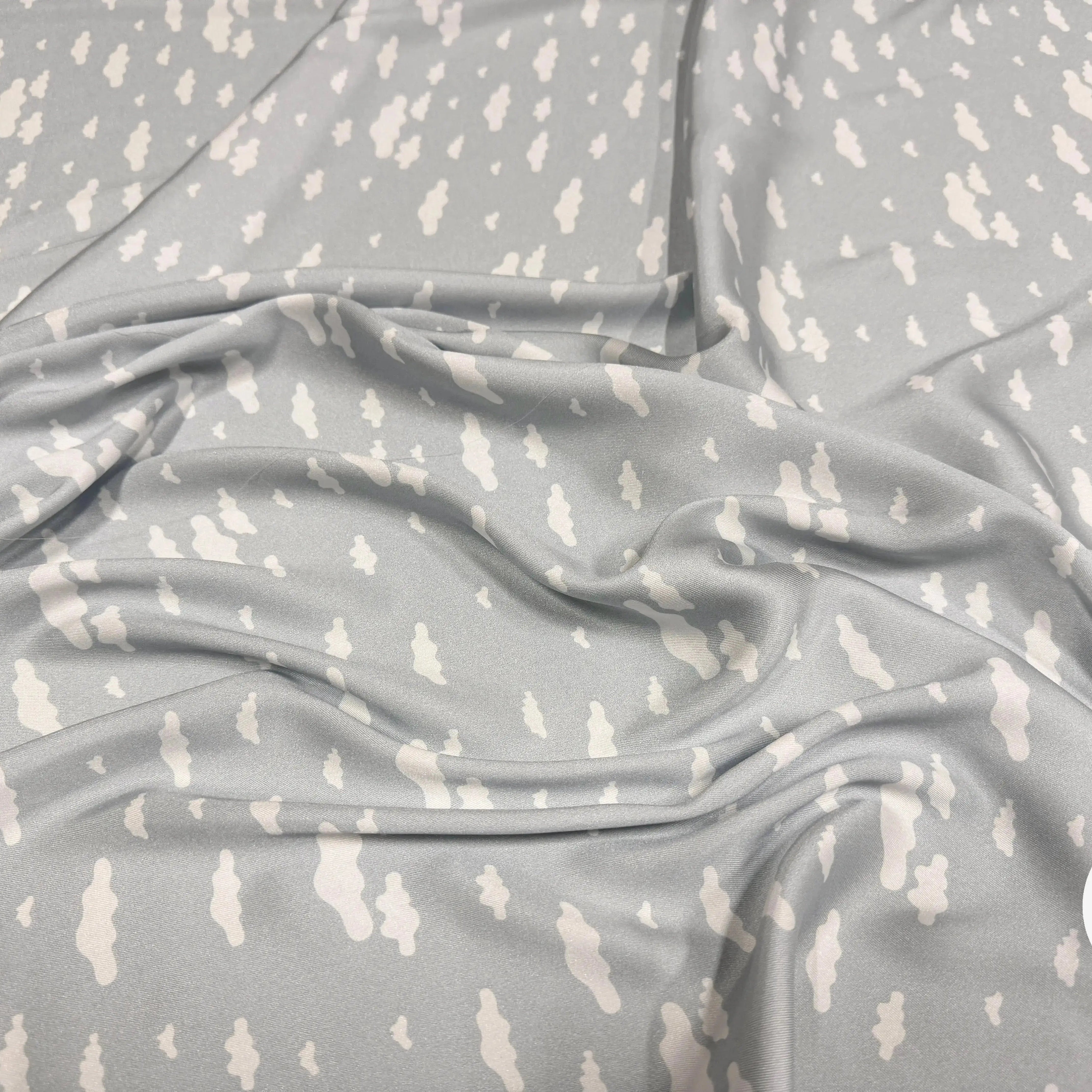 TWILL POLYESTER NUAGES GRIS CLAIR - My Little Coupon