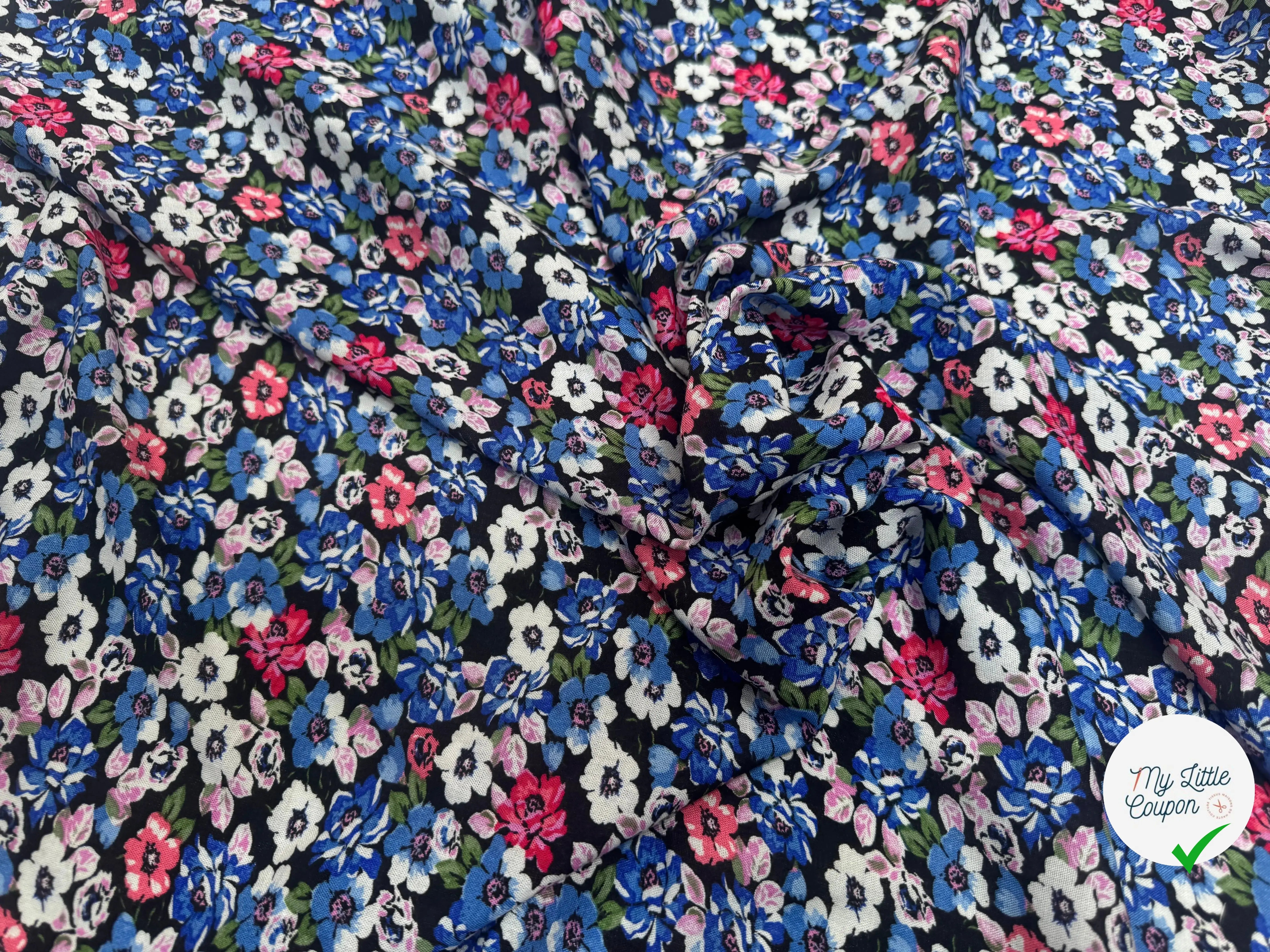 VISCOSE À MOTIFS FLORAUX ROSES ET BLEUES - My Little Coupon
