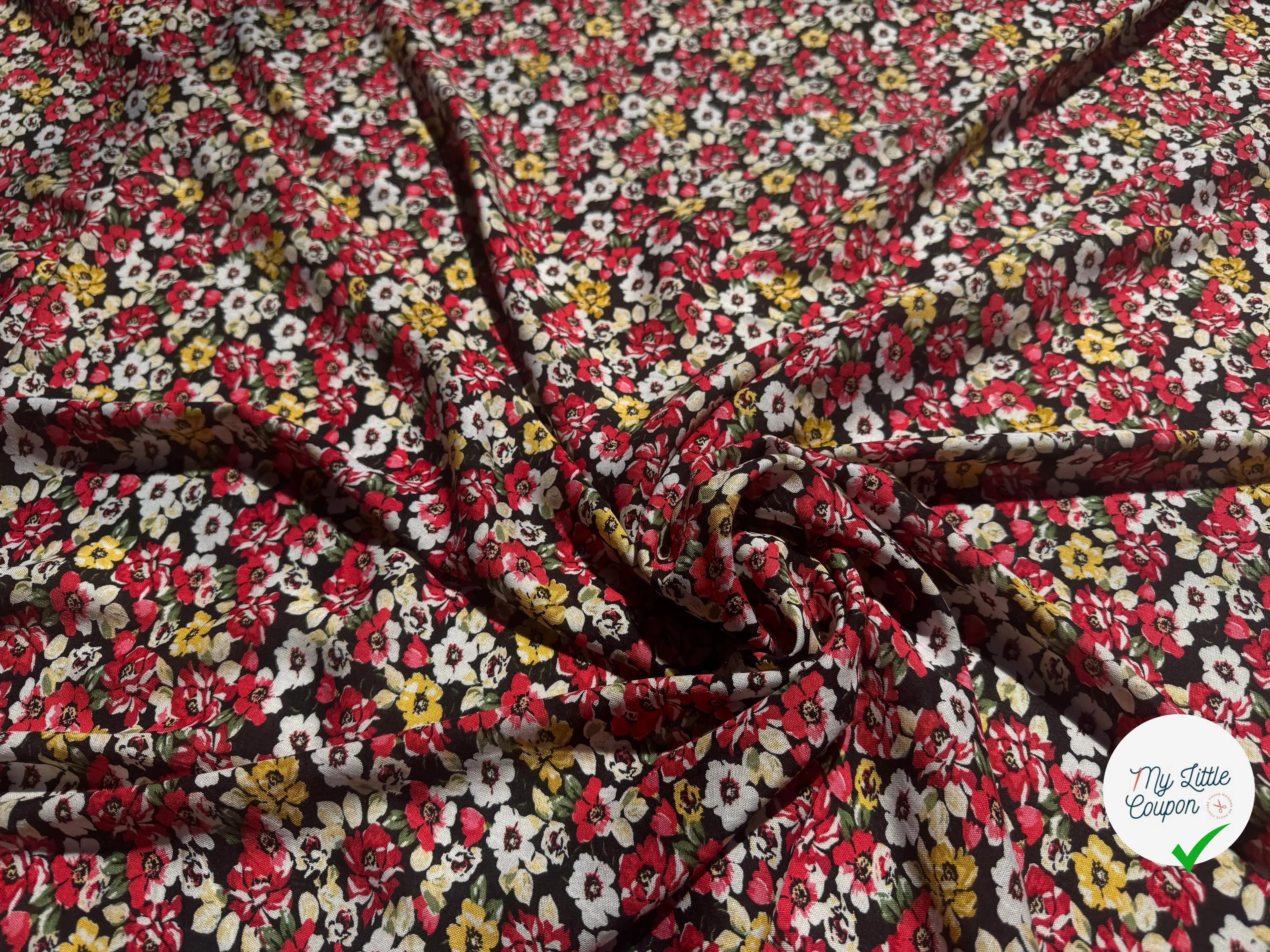 VISCOSE À MOTIFS FLORAUX ROUGES ET JAUNES - My Little Coupon