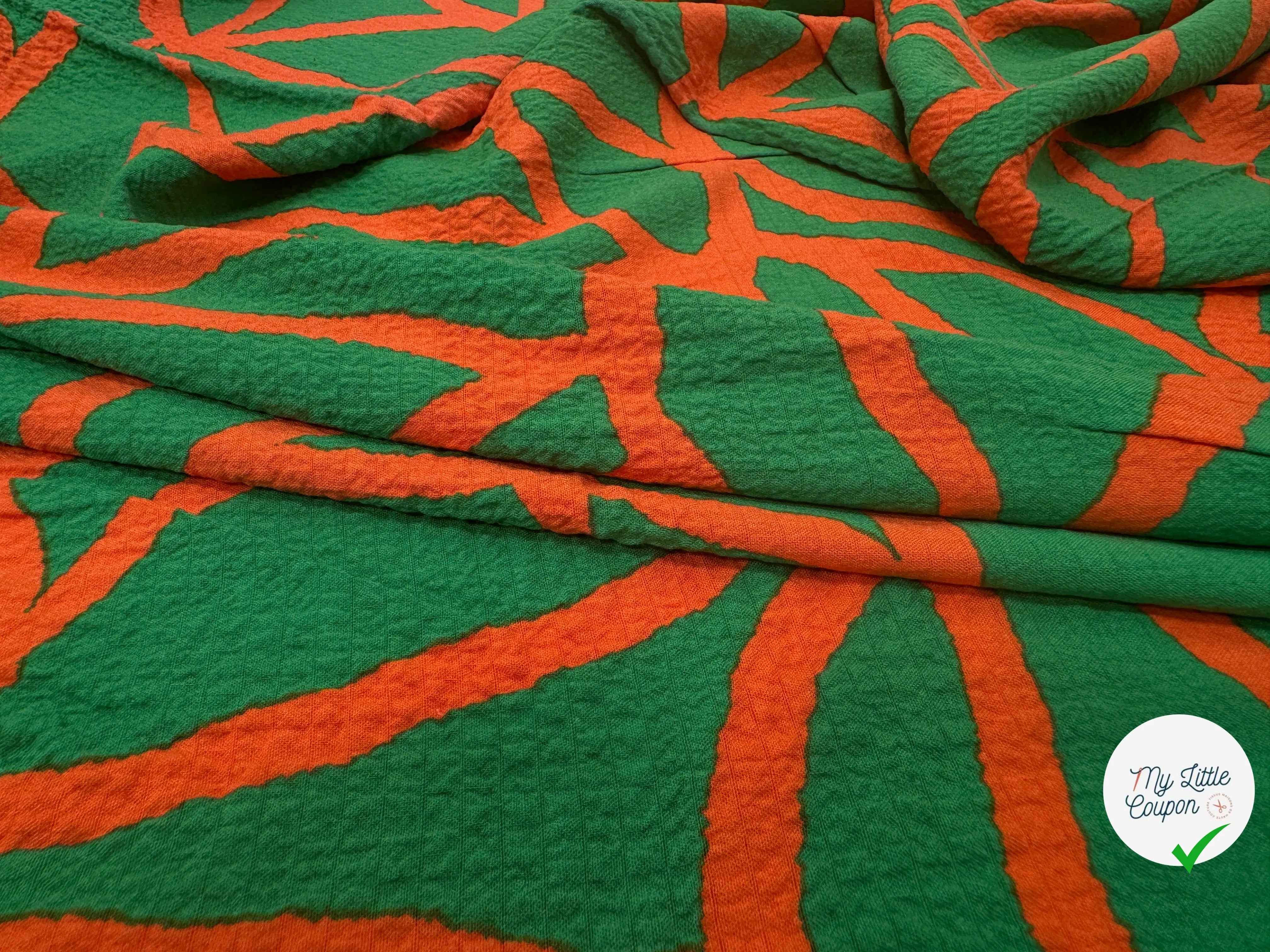 (Chute) VISCOSE BUBBLE TISSU IMPRIMÉ ABSTRAIT VERT - My Little Coupon