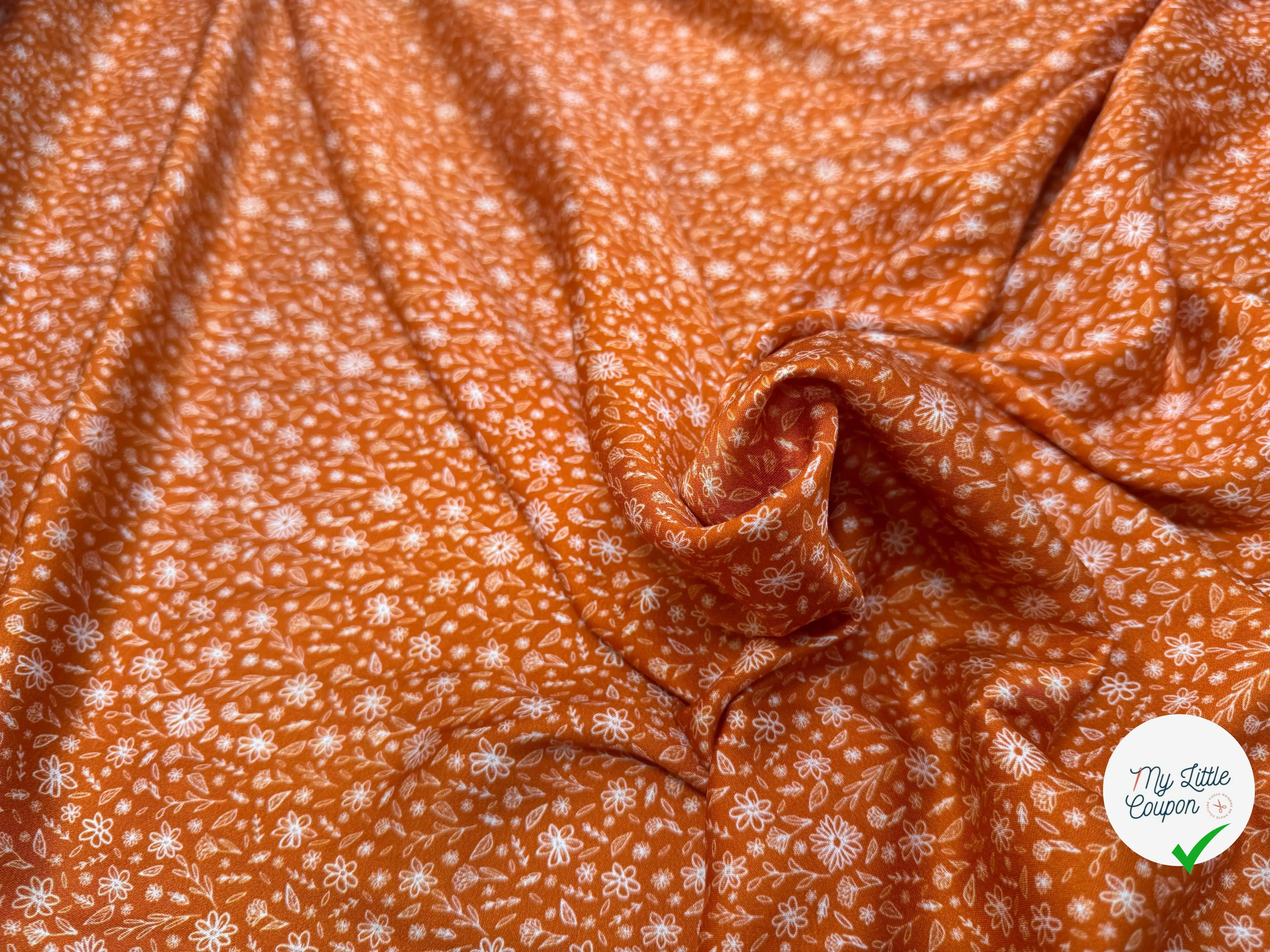 VISCOSE DOUCE TRES LEGEREMENT SATINEE FLEURS SUR SUCRE ROUX - My Little Coupon