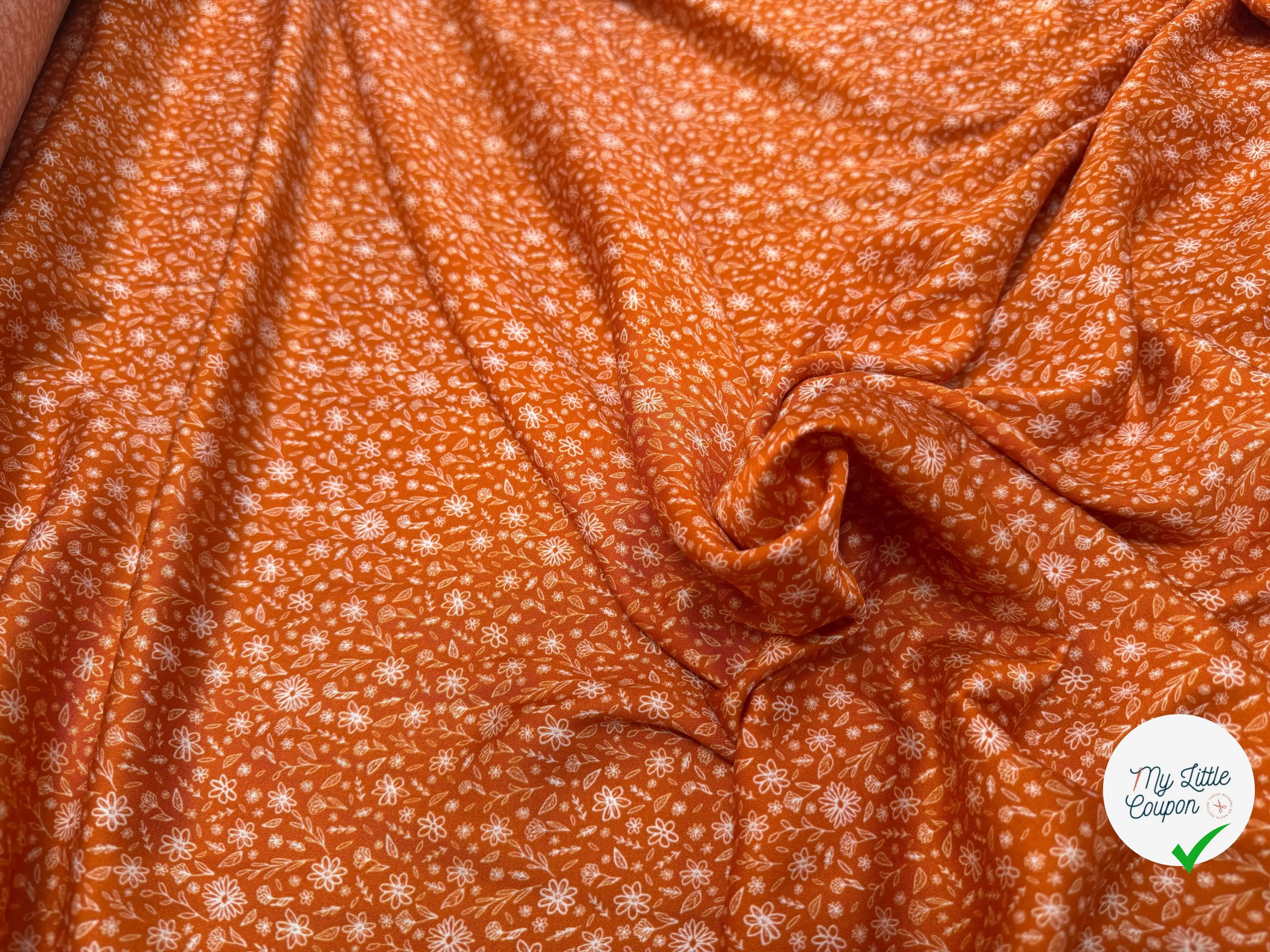 VISCOSE DOUCE TRES LEGEREMENT SATINEE FLEURS SUR SUCRE ROUX - My Little Coupon