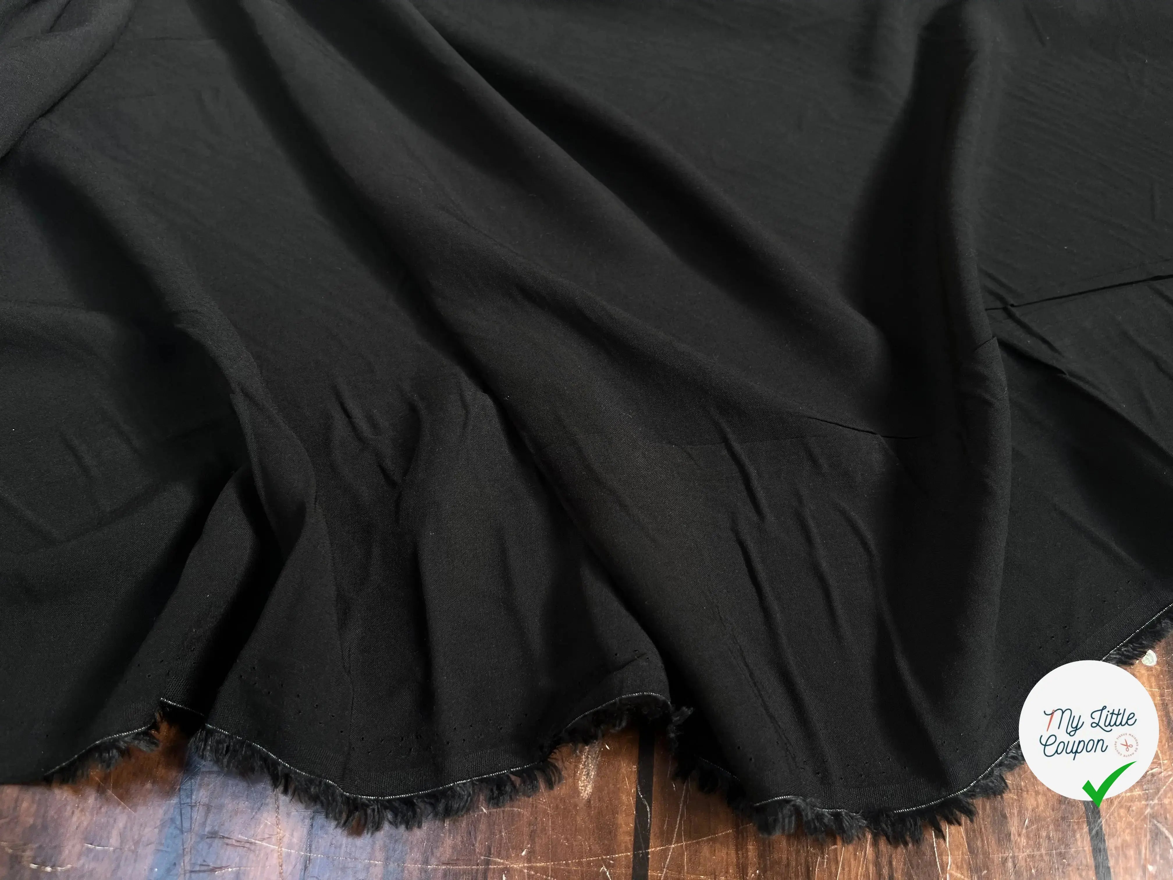 VISCOSE UNIE NOIR FLUIDE - My Little Coupon