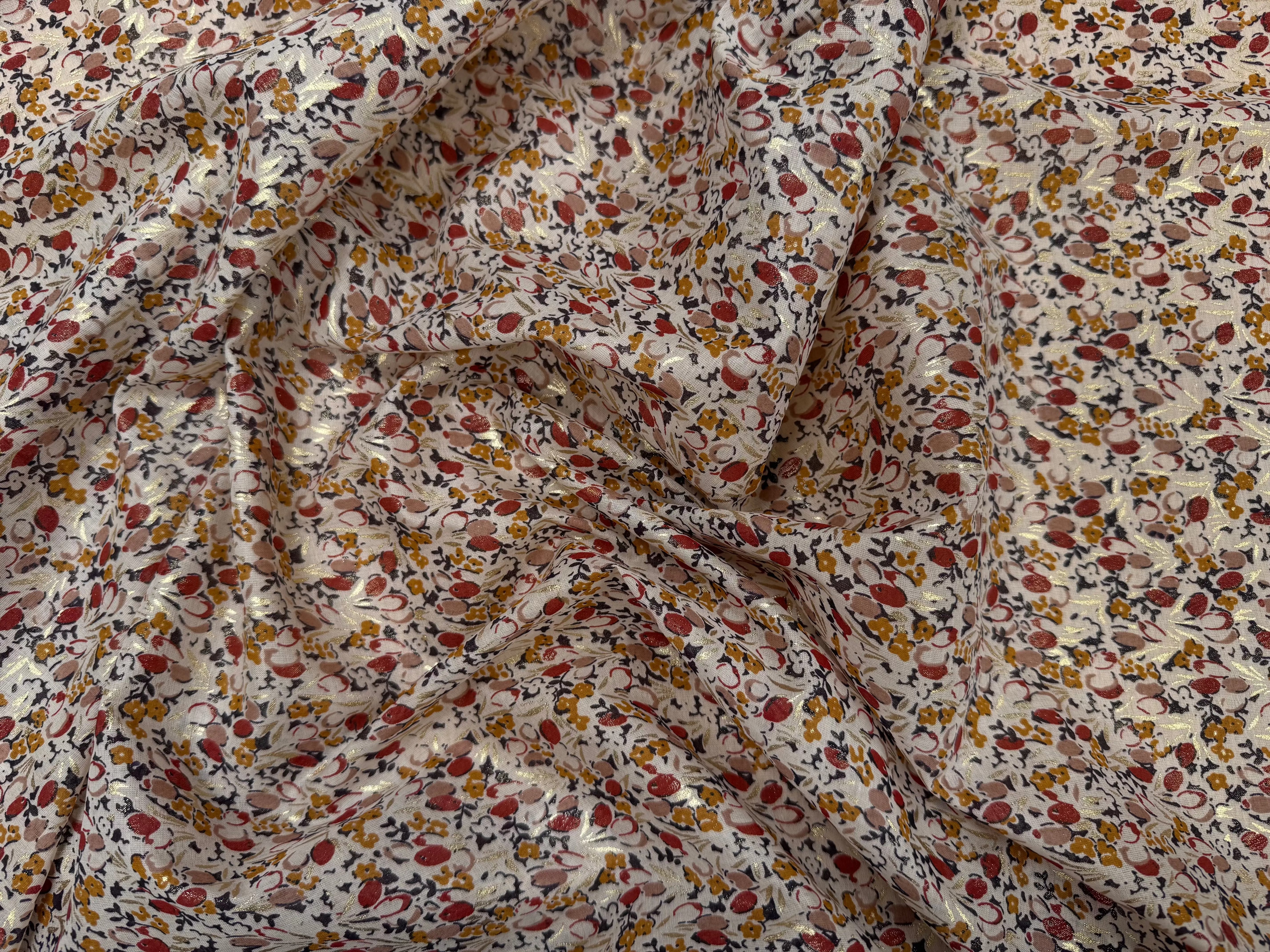 VOILE DE COTON EMERISÉ FOND CRÈME MOTIFS PETITES FLEURS - My Little Coupon