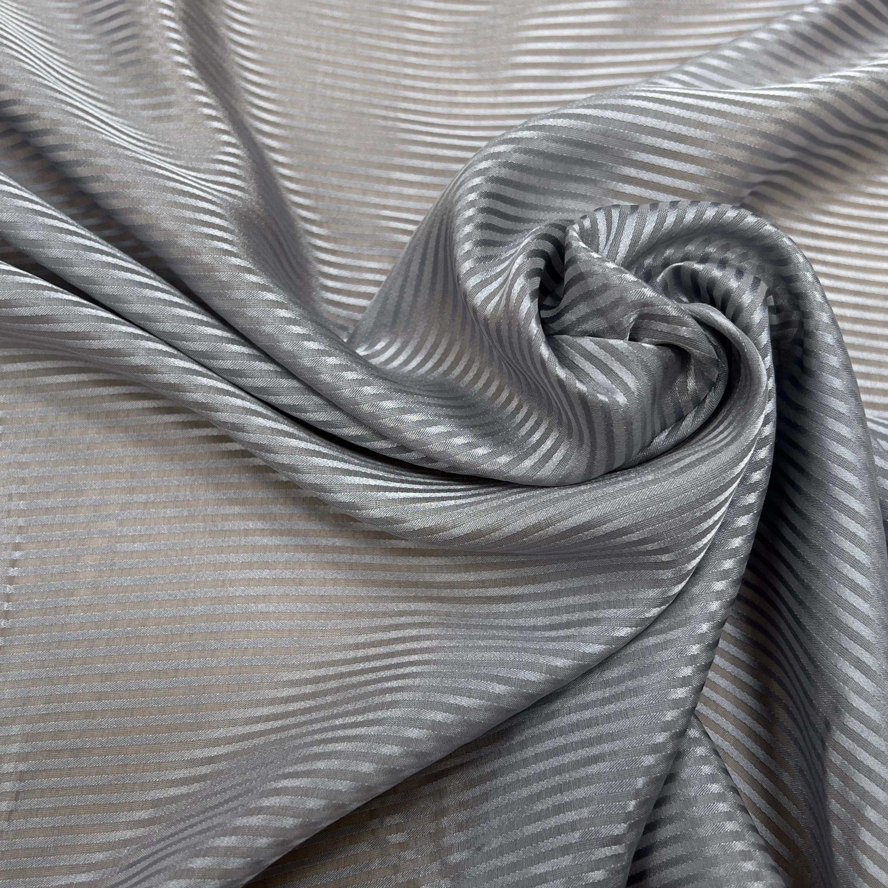 (Chute) VOILE DE SOIE À RAYURE GRIS 100% SOIE - My Little Coupon