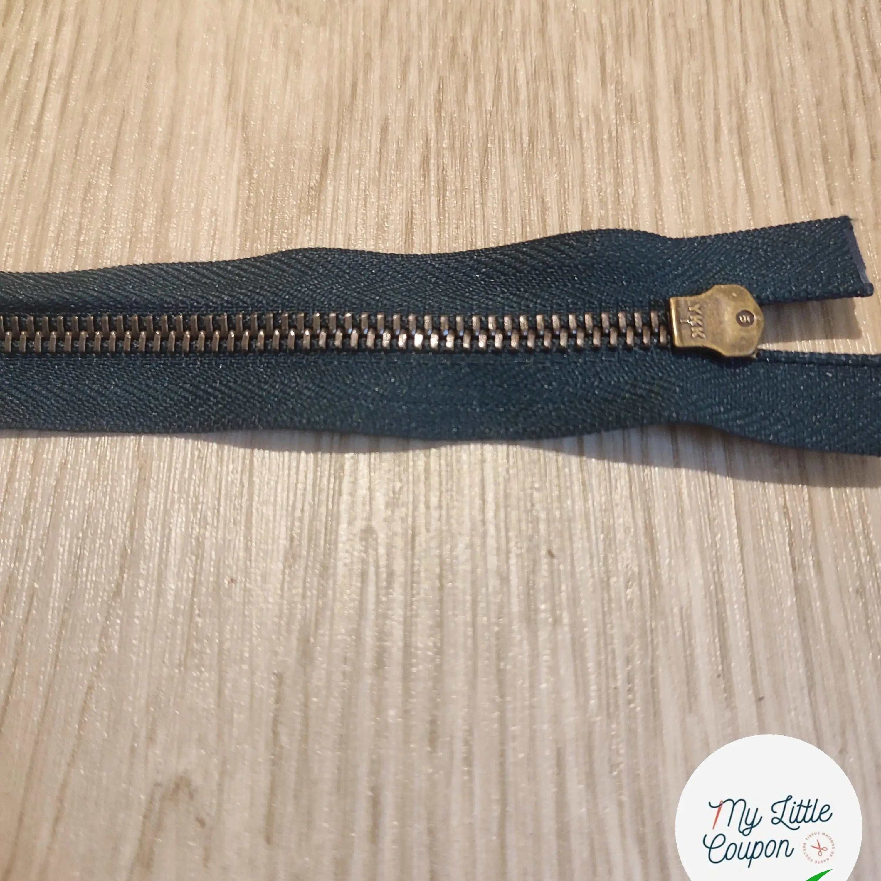 FERMETURE RIRI METAL SÉPARABLE 65CM VERT FONCÉ - My Little Coupon