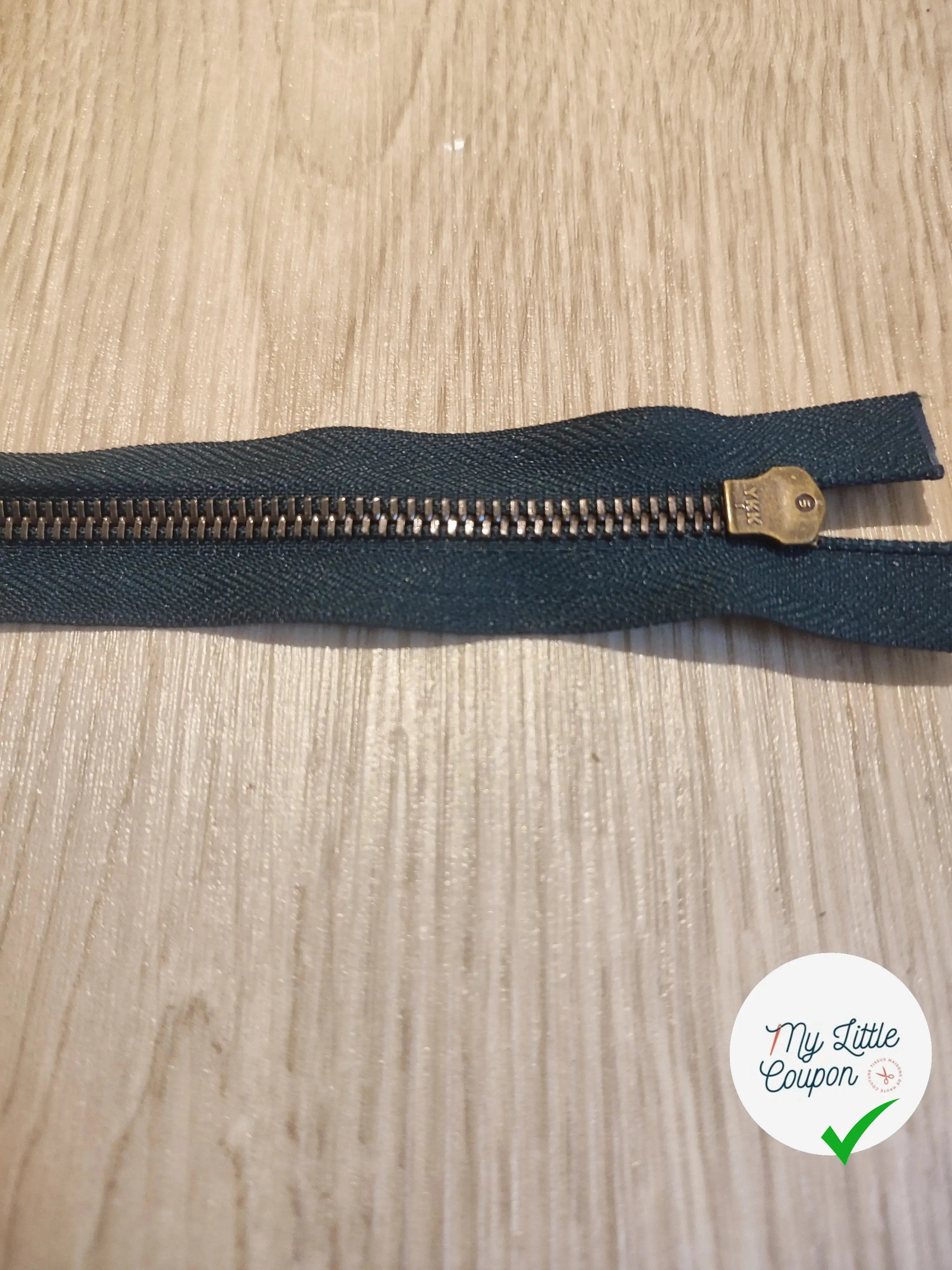 FERMETURE RIRI METAL SÉPARABLE 65CM VERT FONCÉ - My Little Coupon