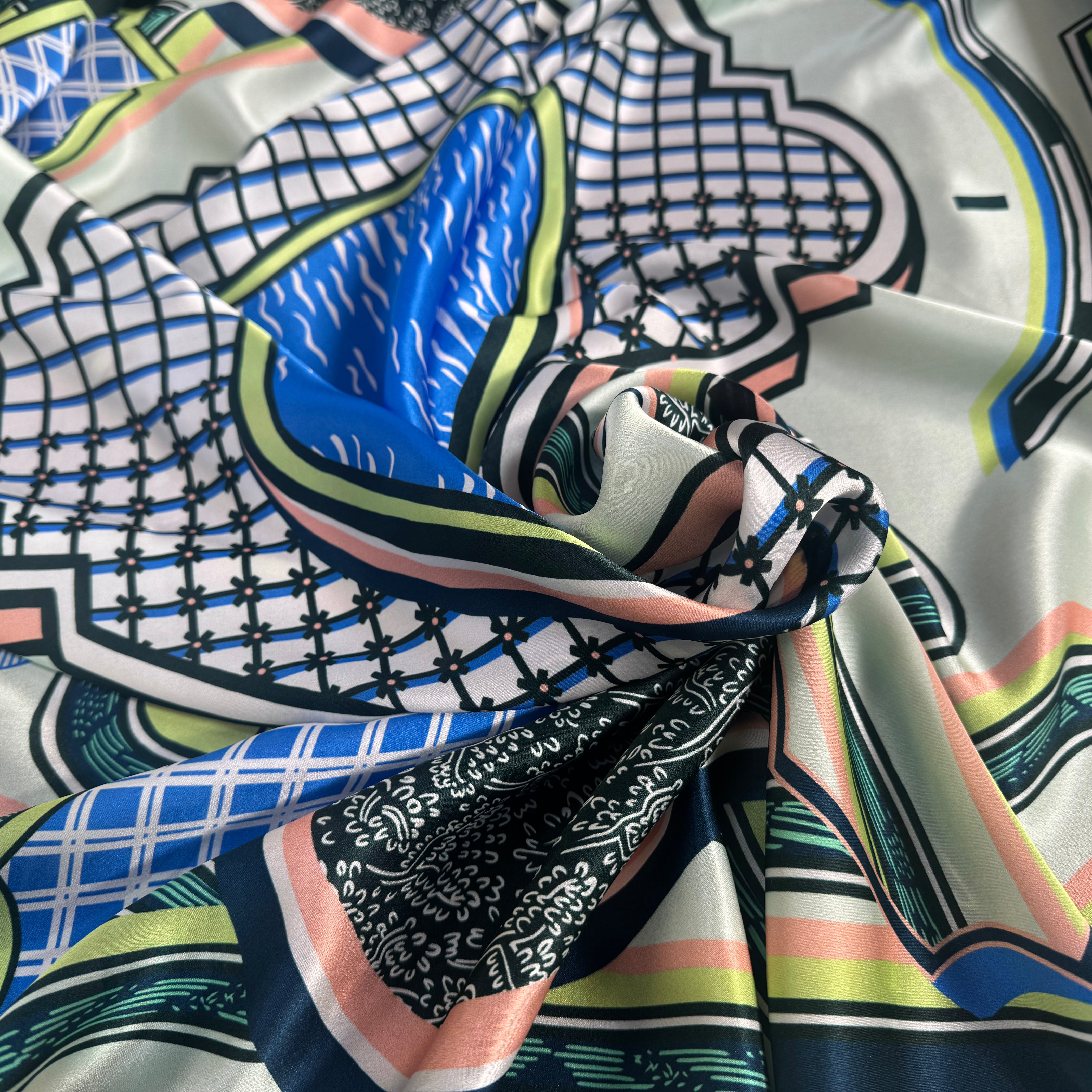 SATIN DE SOIE ITALIEN IMPRIMÉ CREATORE GEOMETRIQUE - My Little Coupon