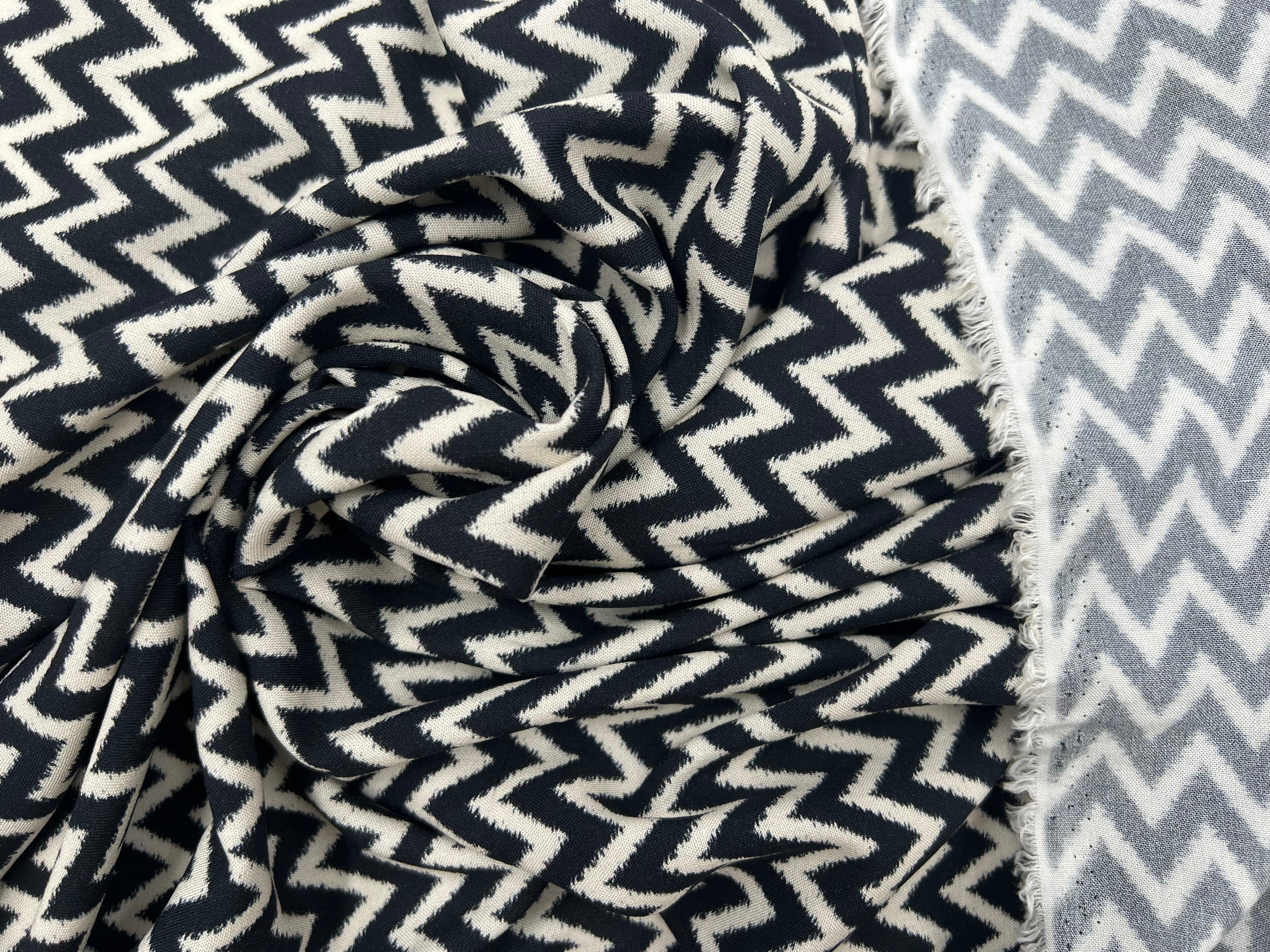 VISCOSE GÉOMÉTRIE CHIC NOIR MLC INTERN