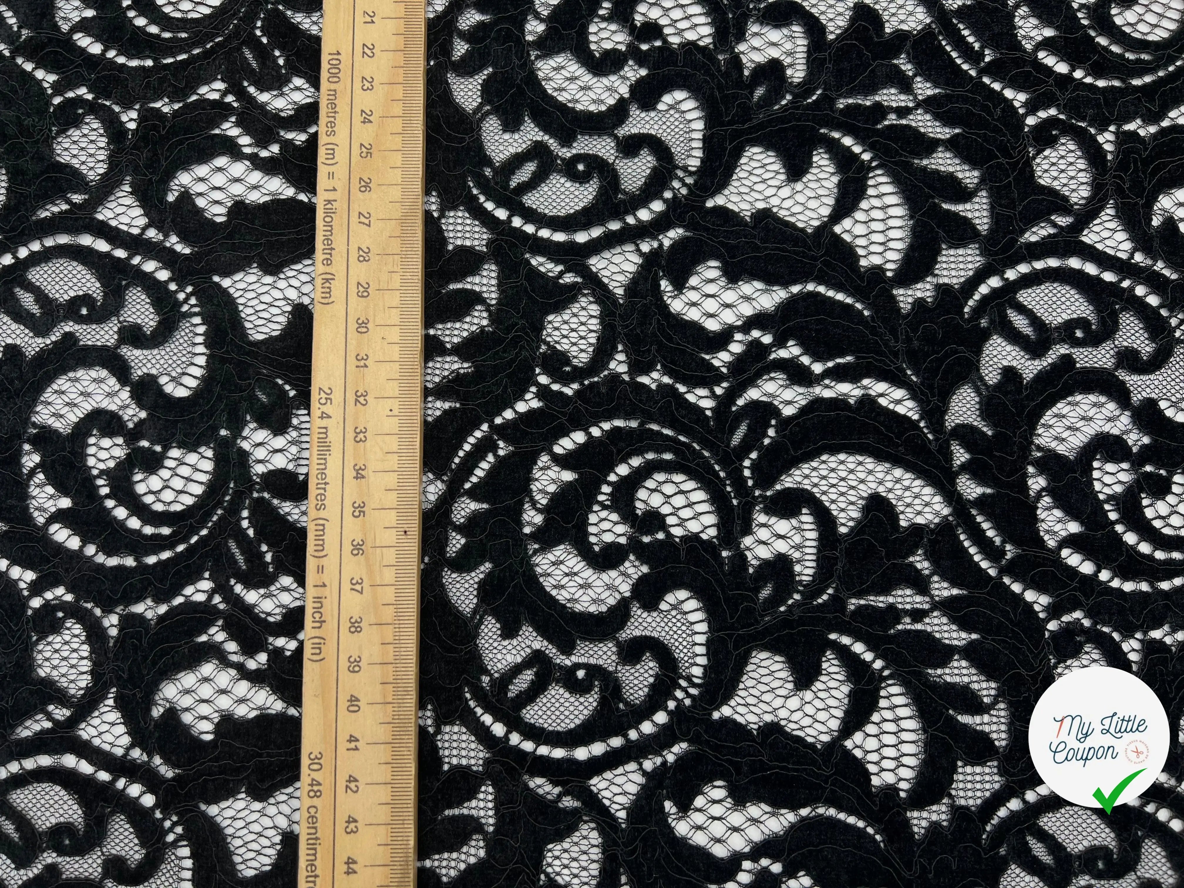 DENTELLE VELOURS NOIR PALERME - My Little Coupon - tissu - coudre