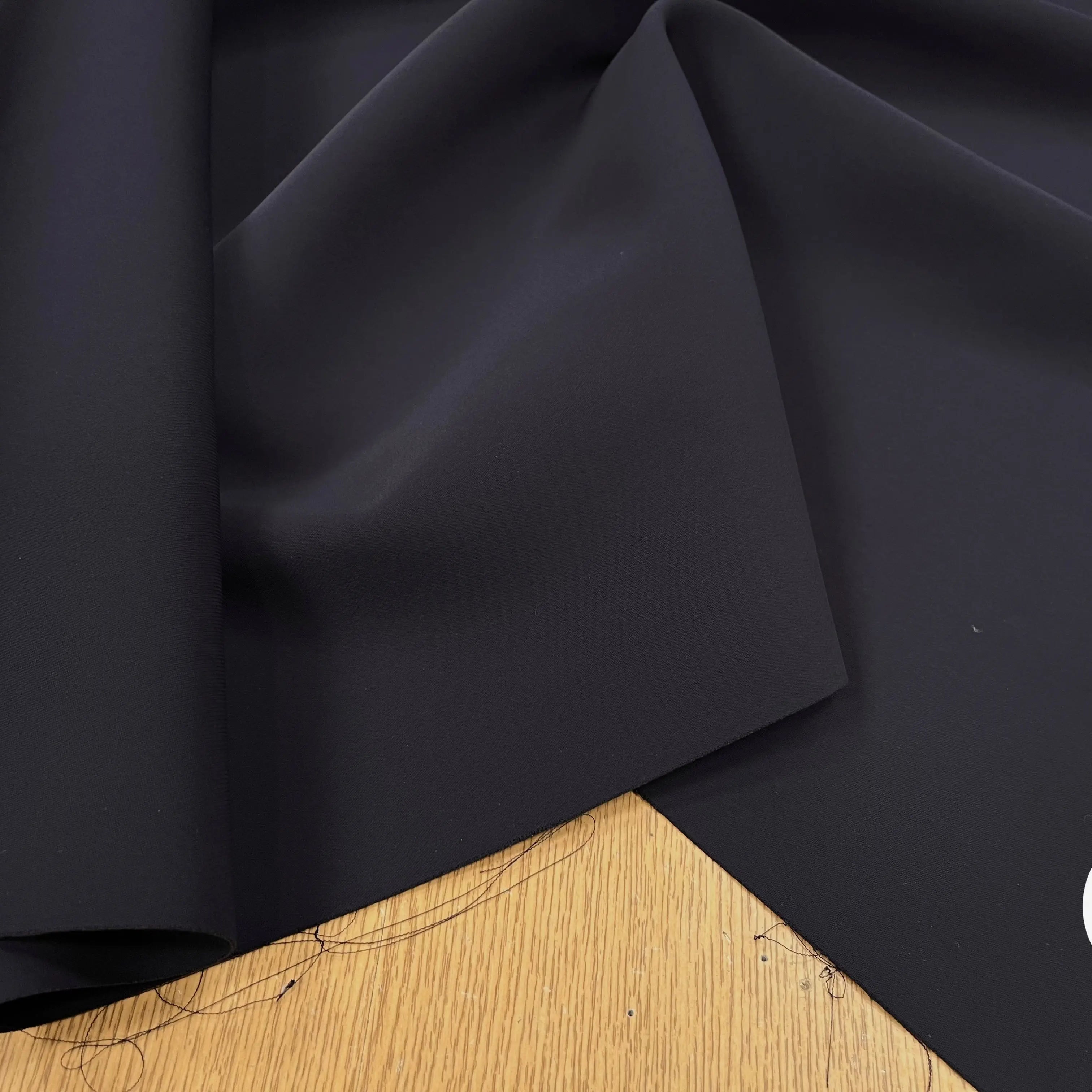 DOUBLE ETOFFE CREPE SUBLIME TENUE DARK NAVY - My Little Coupon