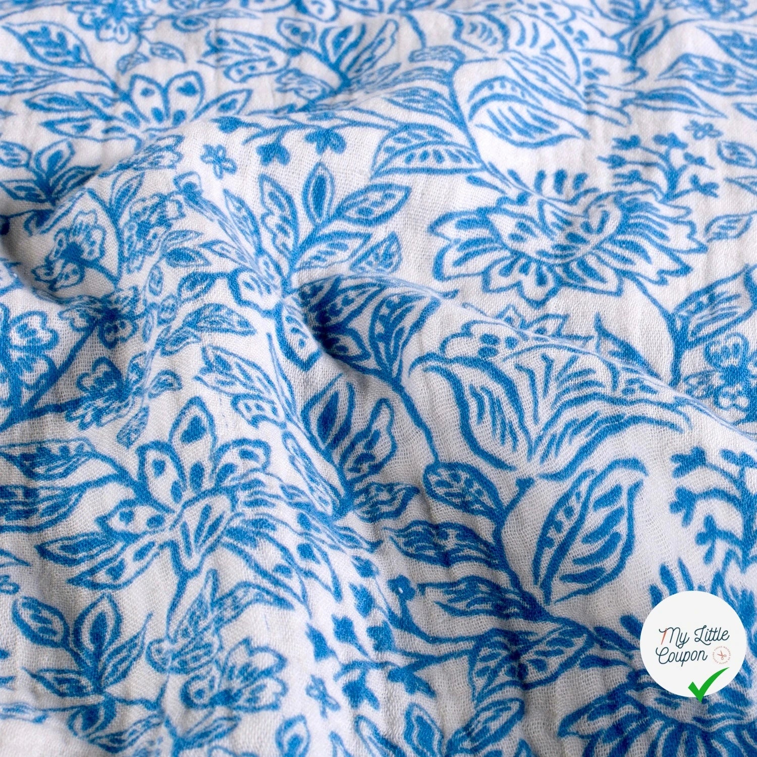 DOUBLE GAZE TISSU IMPRIMÉ FLEURS INDIGO - My Little Coupon