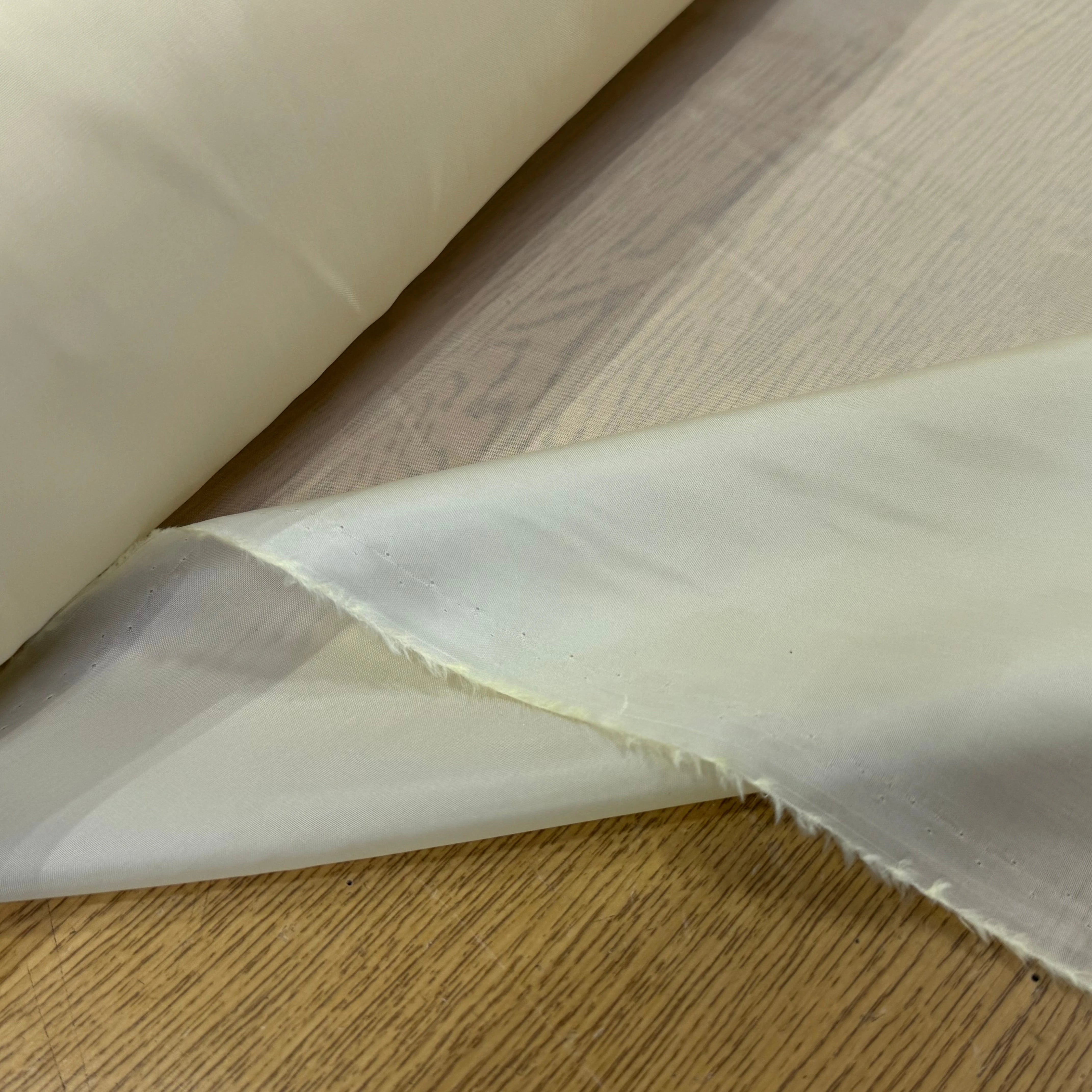 DOUBLURE 100% CUPRO ULTRA FINE JAUNE VANILLE LISSE - My Little Coupon