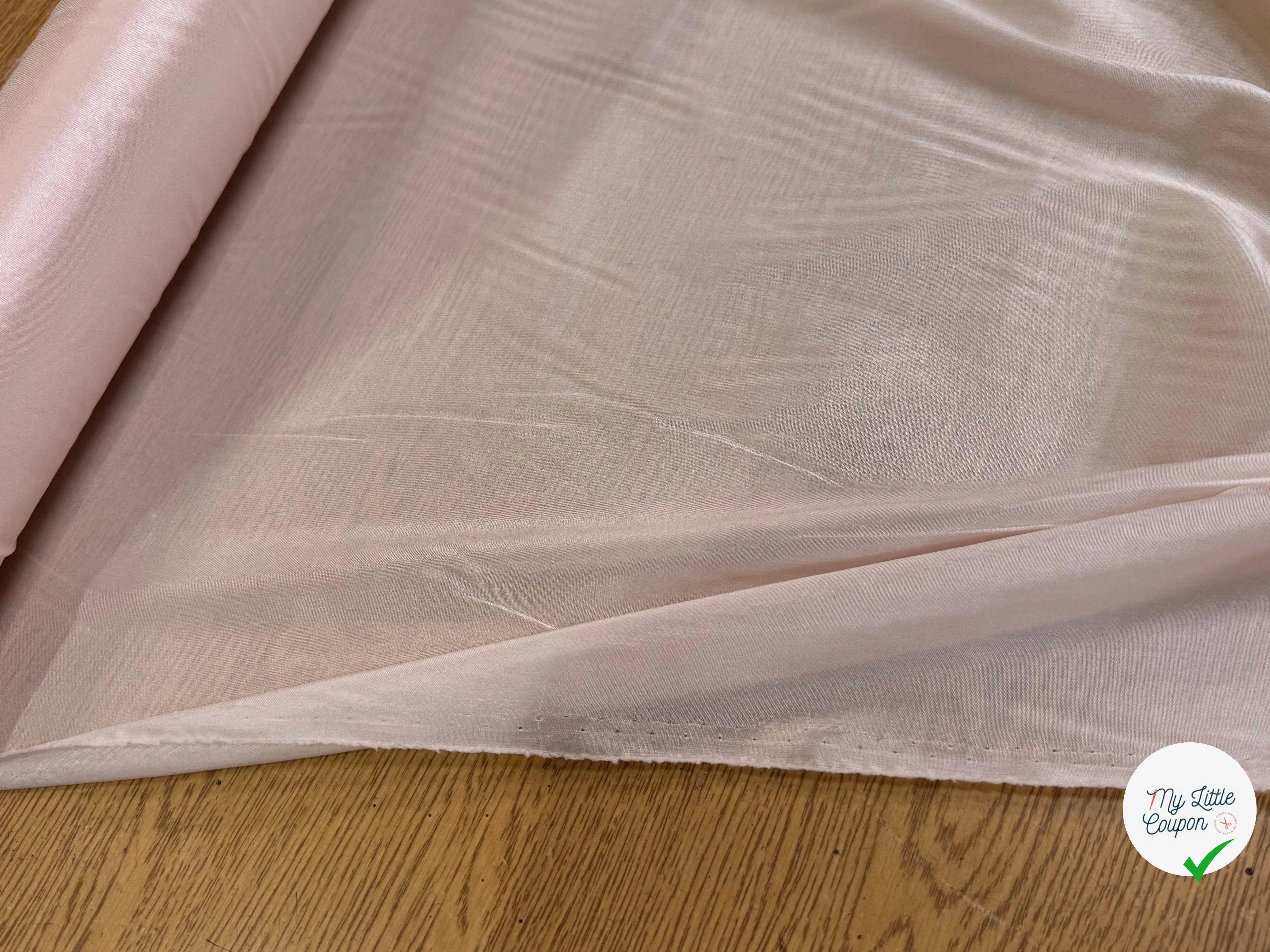 DOUBLURE 62% ACETATE STRETCH ROSE PALE LÉGÈREMENT SATINÉE - My Little Coupon