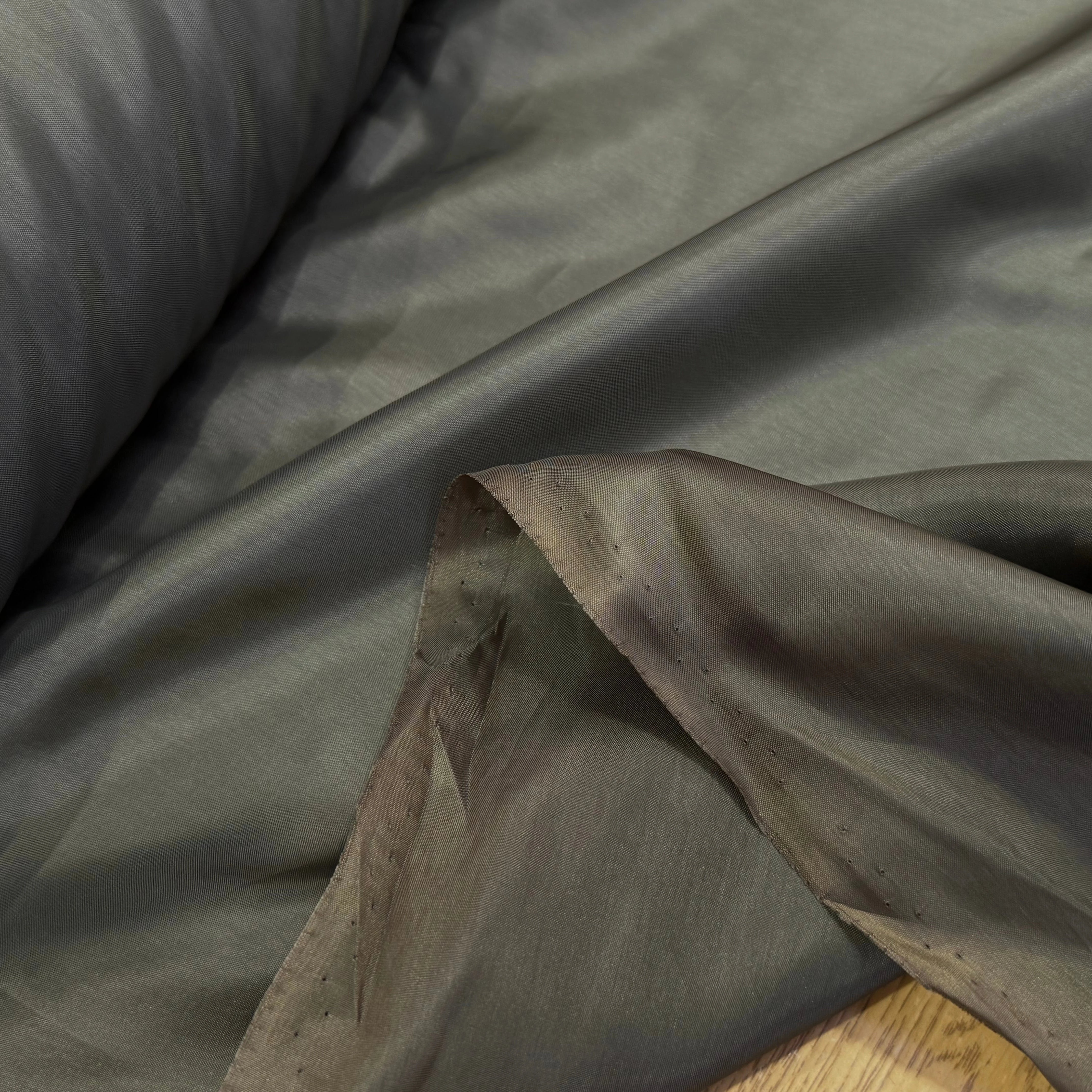 DOUBLURE ACETATE CUPRO FINE VERT KAKI 62% ACETATE - My Little Coupon