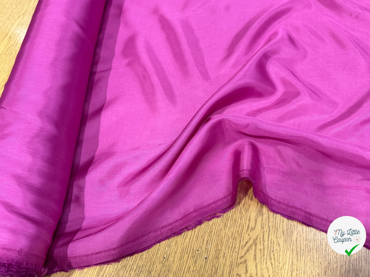 DOUBLURE FINE ET LISSE 62% ACETATE 38% CUPRO BARBIE PINK - My Little Coupon