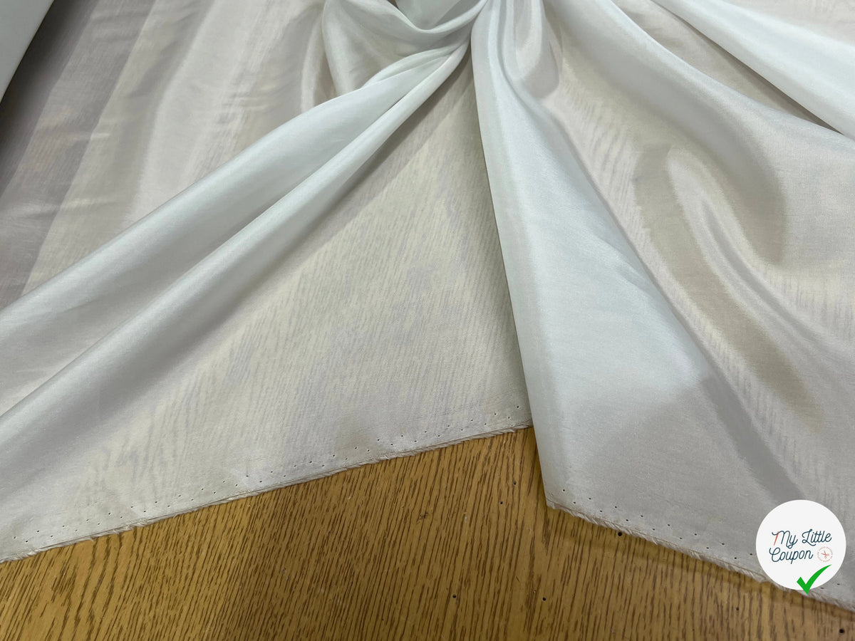 DOUBLURE FINE ET LISSE 62% ACETATE 38% CUPRO BLANC CASSÉ - My Little Coupon