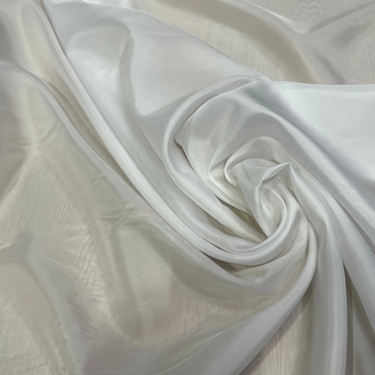 DOUBLURE FINE ET LISSE 62% ACETATE 38% CUPRO BLANC - My Little Coupon