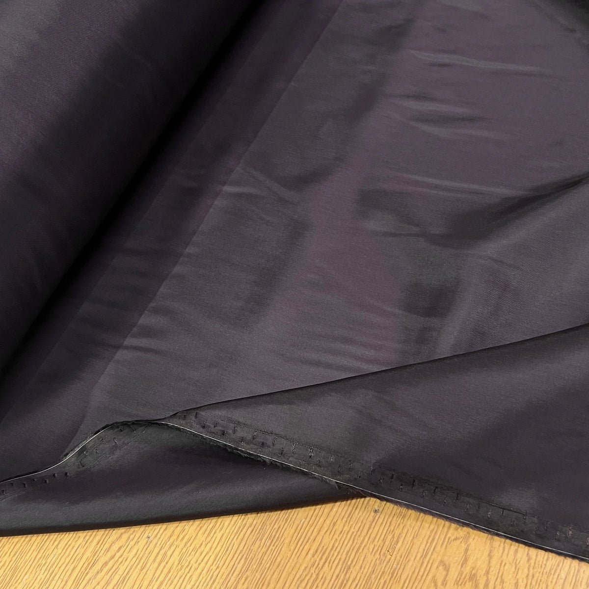 DOUBLURE FINE ET LISSE 62% ACETATE 38% CUPRO MARRON AUBERGINE - My Little Coupon