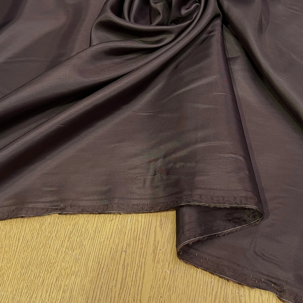 DOUBLURE FINE ET LISSE 62% ACETATE 38% CUPRO MARRON GLACE - My Little Coupon