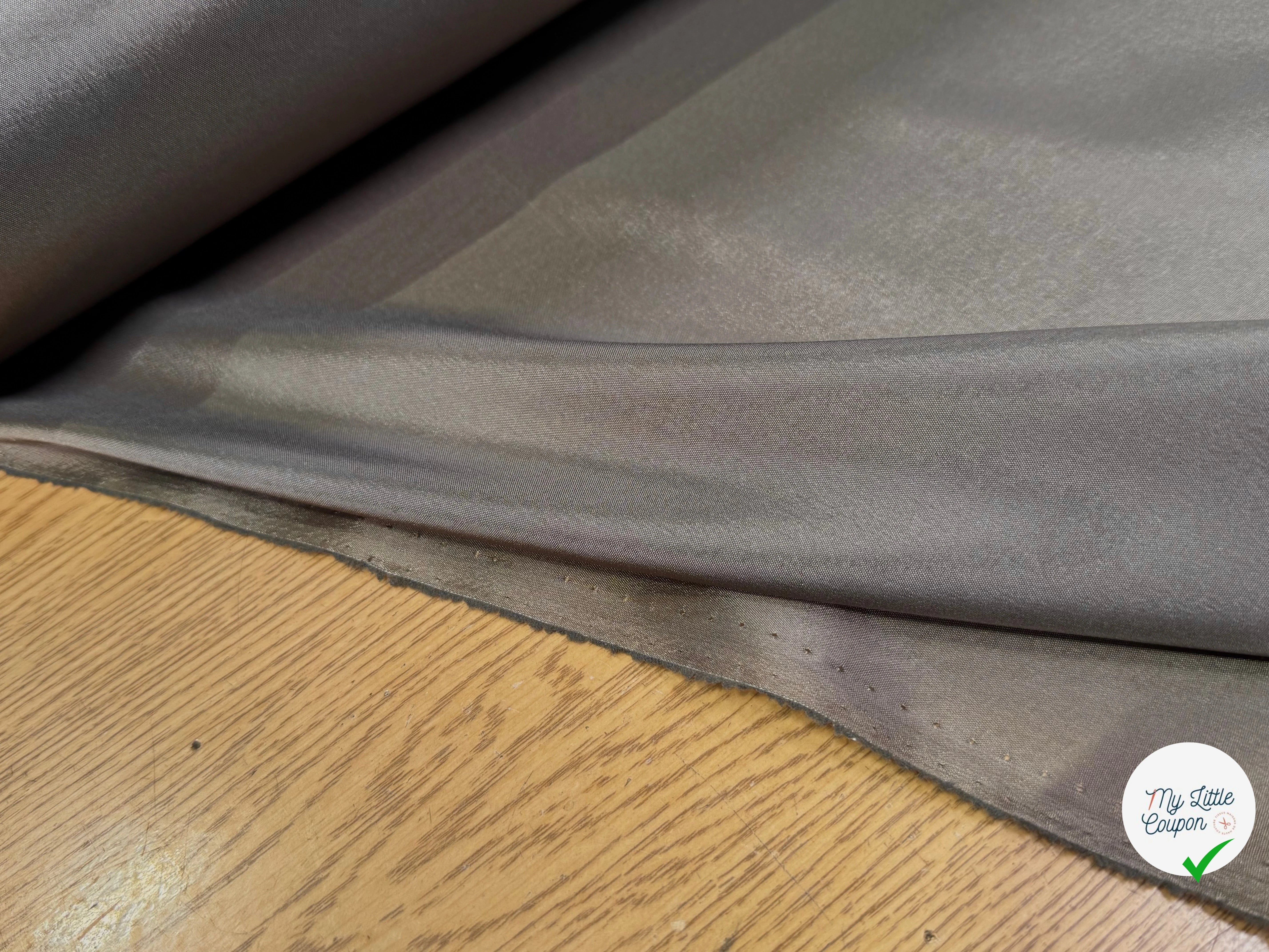 DOUBLURE LÉGÈREMENT SATINÉE GRIS CLAIR KAKI - My Little Coupon