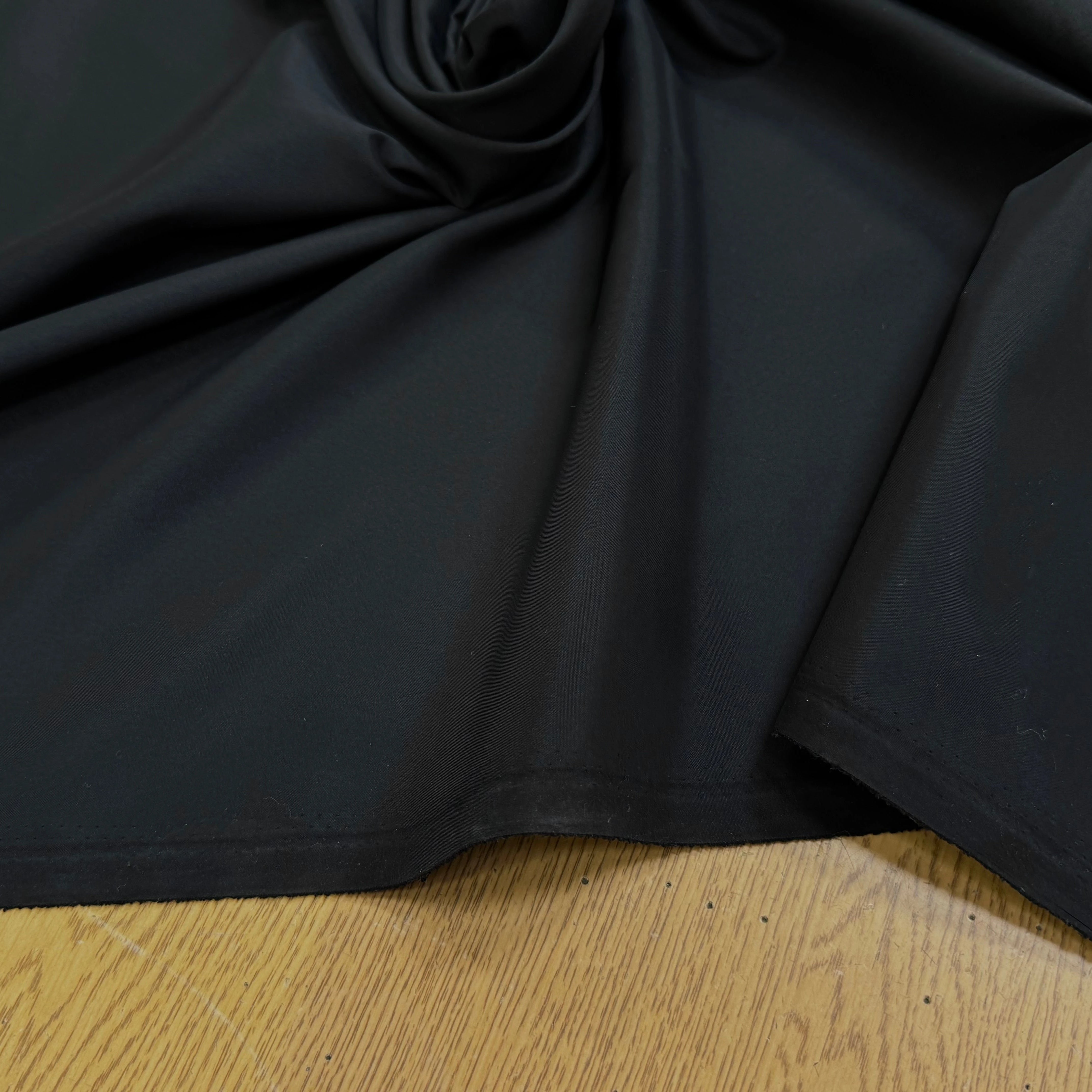 DOUBLURE TAFFETAS NOIR FROIDE - My Little Coupon
