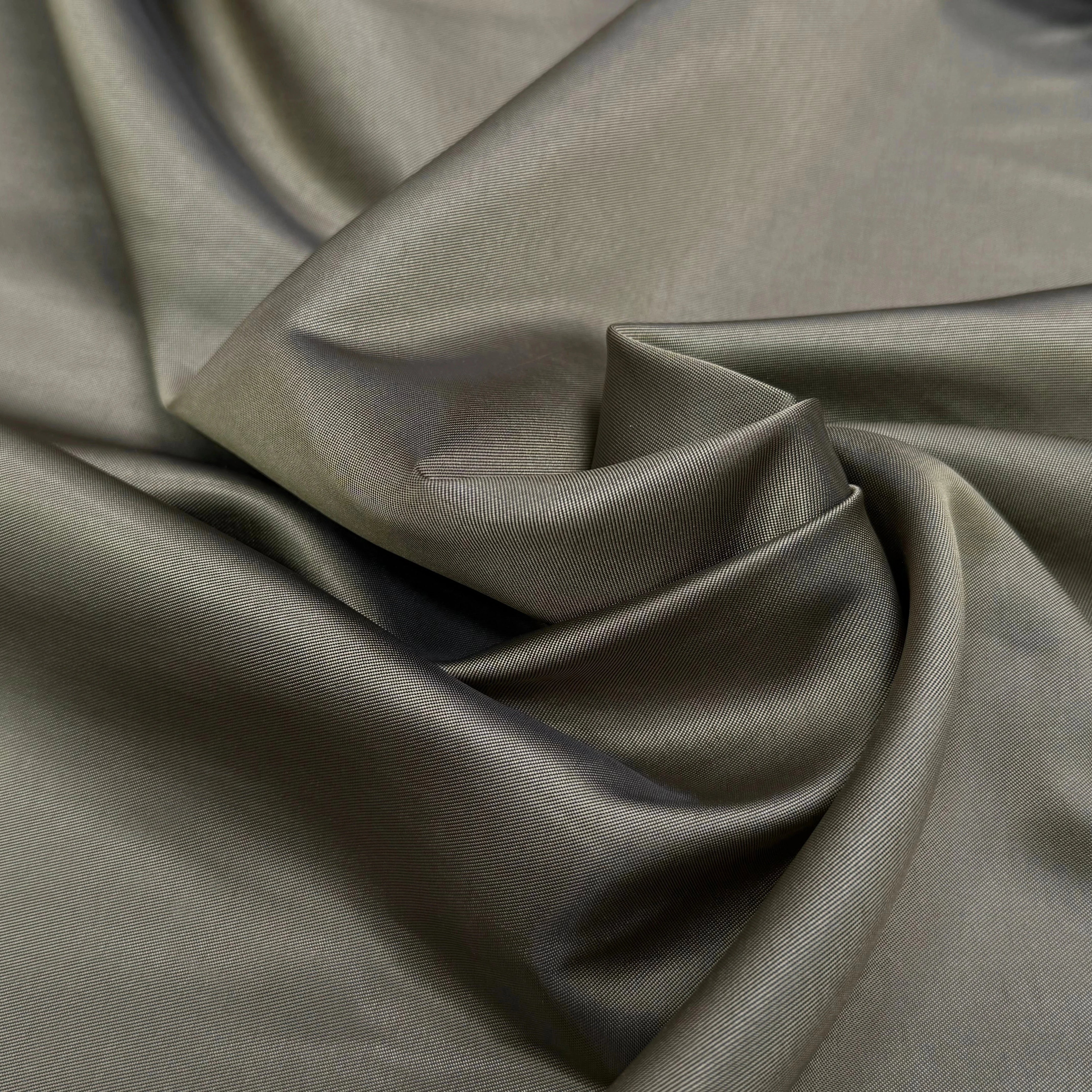 DOUBLURE VISCOSE ACETATE BEIGE OR 51% VISCOSE ÉFFET CHANGEANT - My Little Coupon