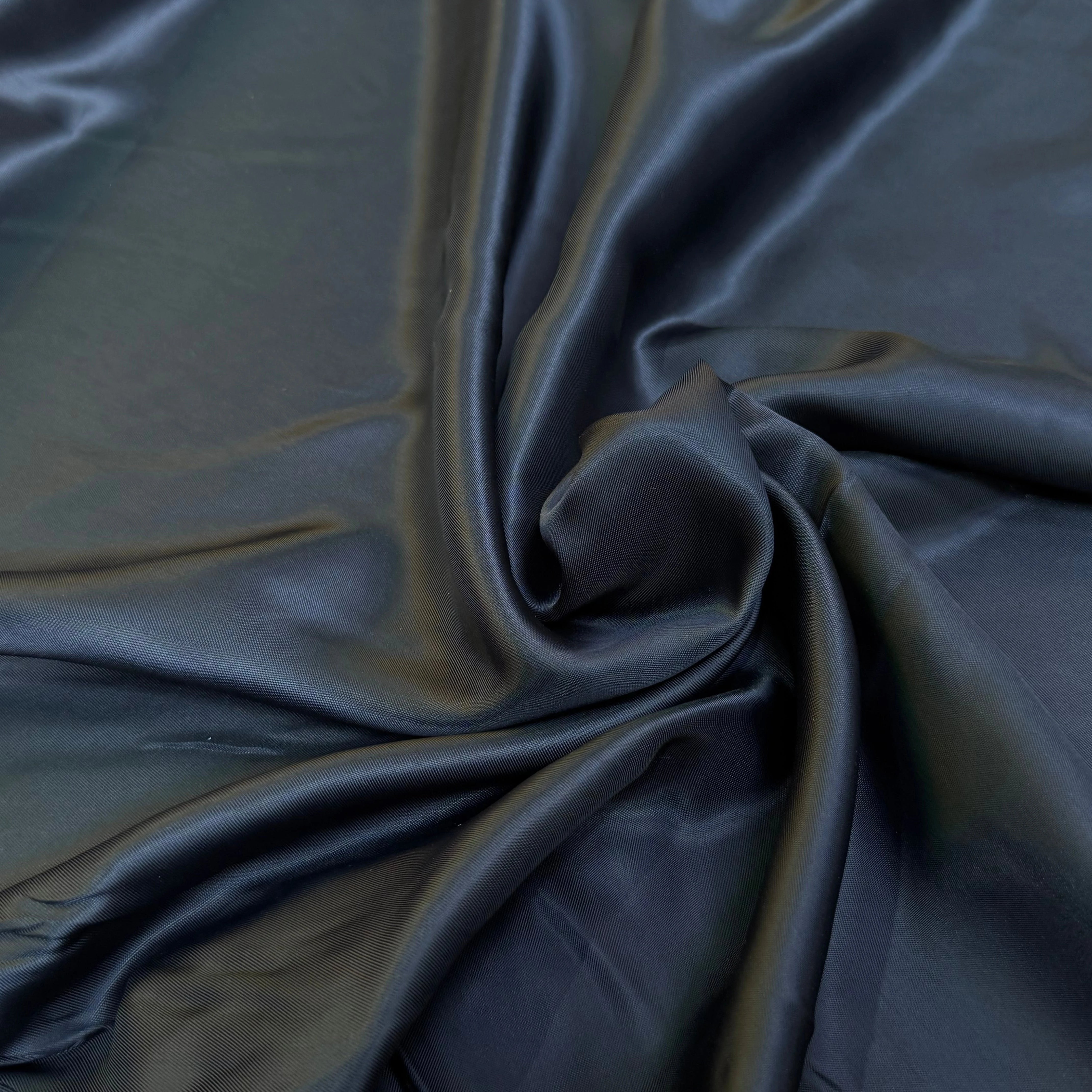 DOUBLURE VISCOSE ACETATE BLEU NUIT LÉGÈREMENT SATINÉE - My Little Coupon
