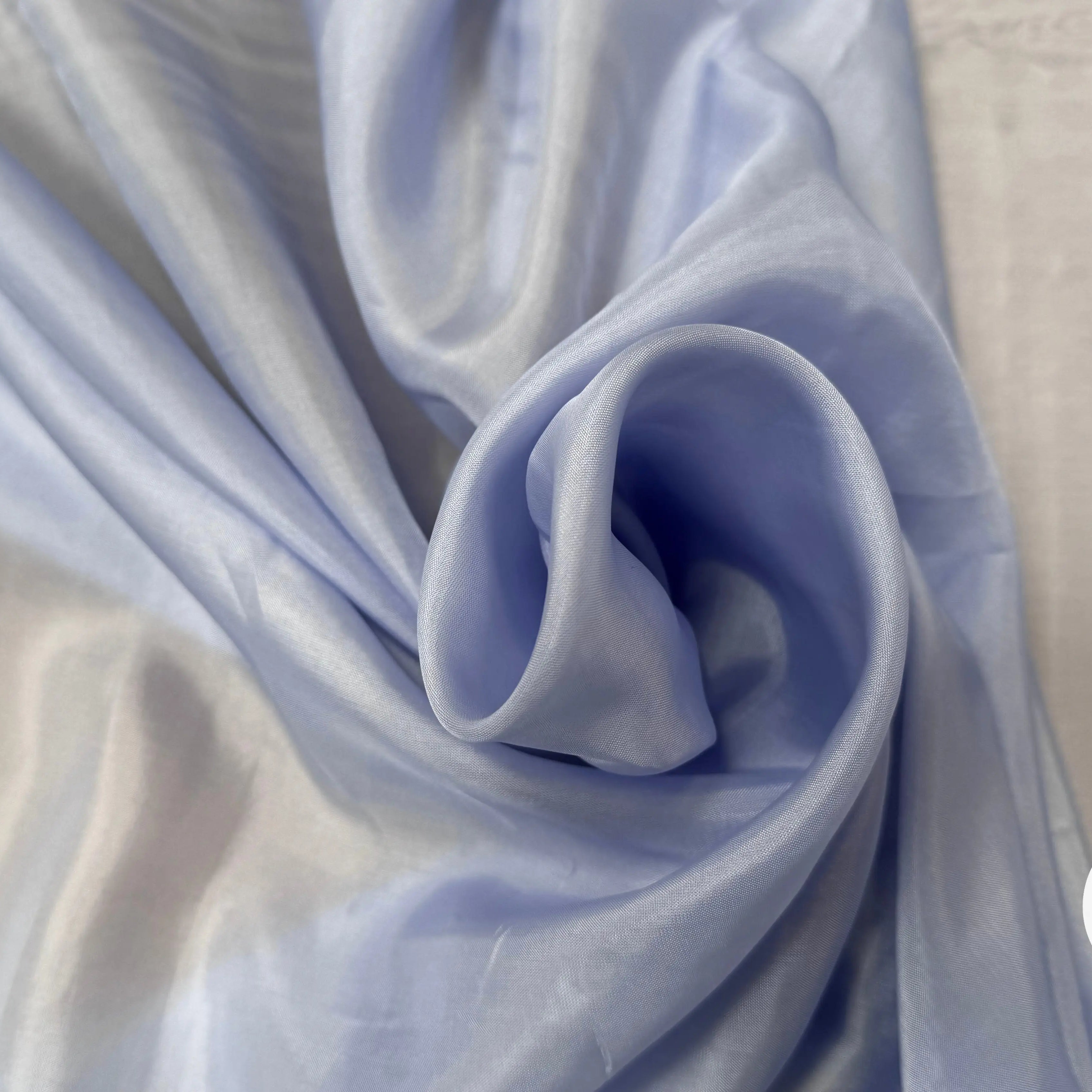 DOUBLURE VISCOSE BLEU CIEL TROP BELLE - My Little Coupon