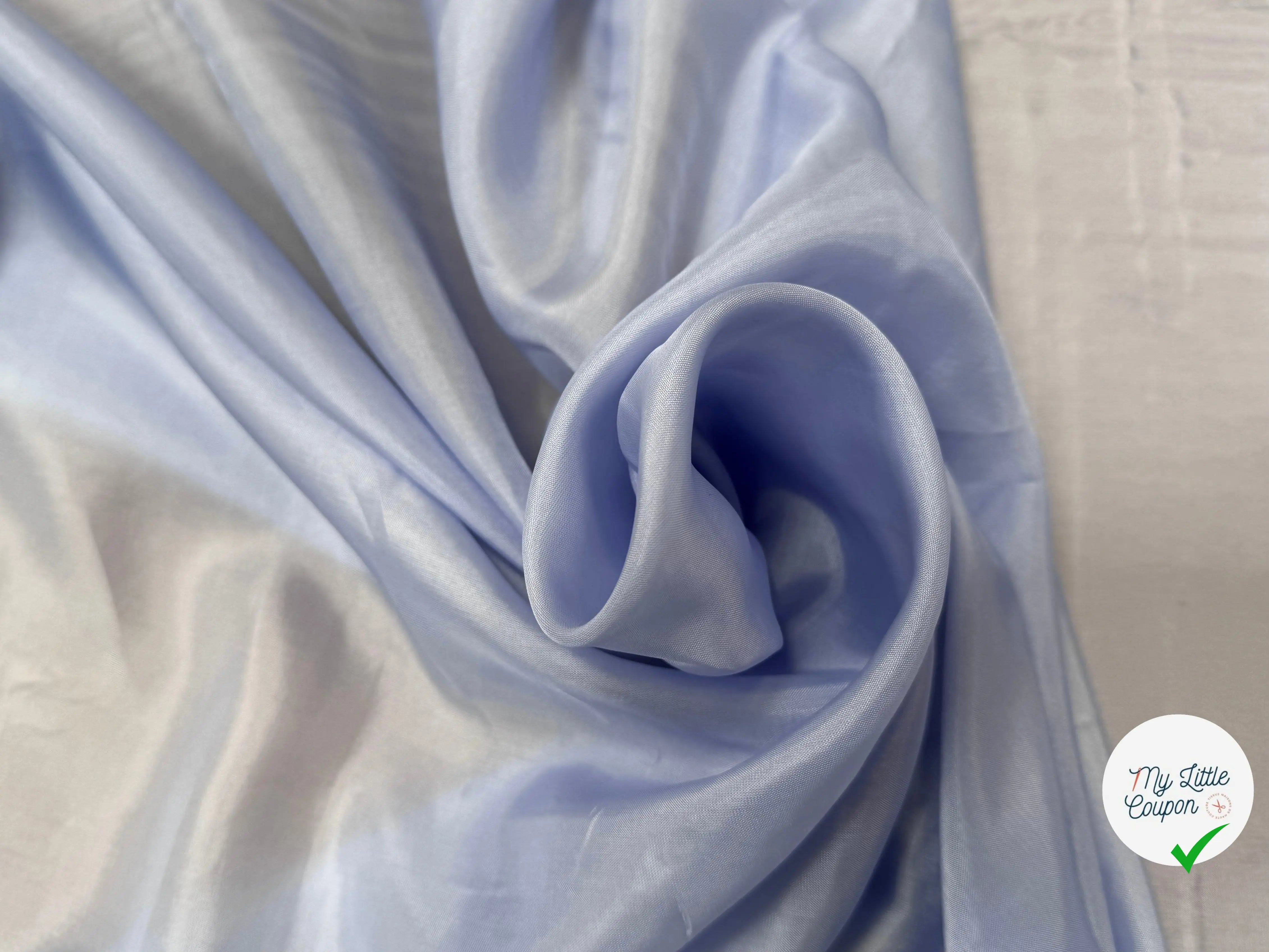 DOUBLURE VISCOSE BLEU CIEL TROP BELLE - My Little Coupon