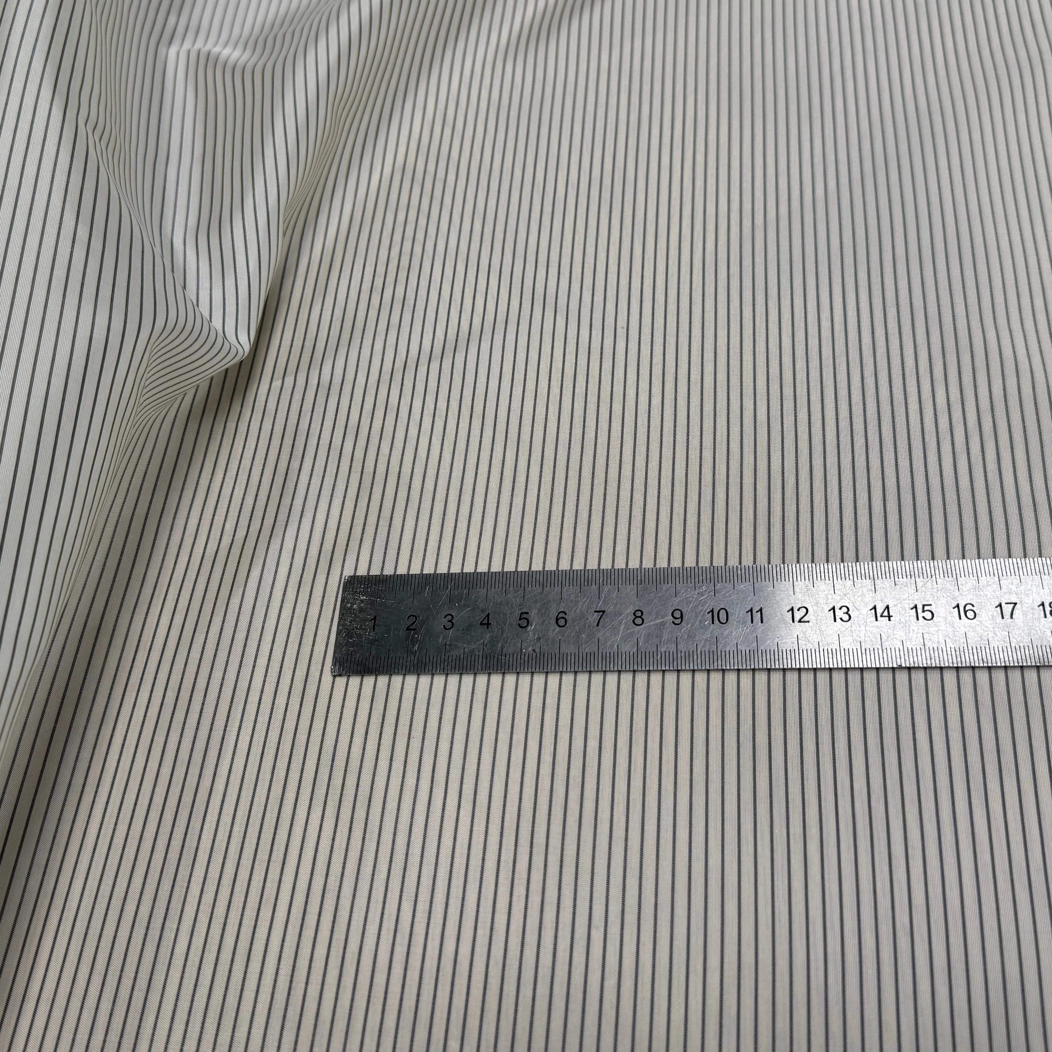 DOUBLURE VISCOSE FINES RAYURES 80% VISCOSE ÉCRU - My Little Coupon