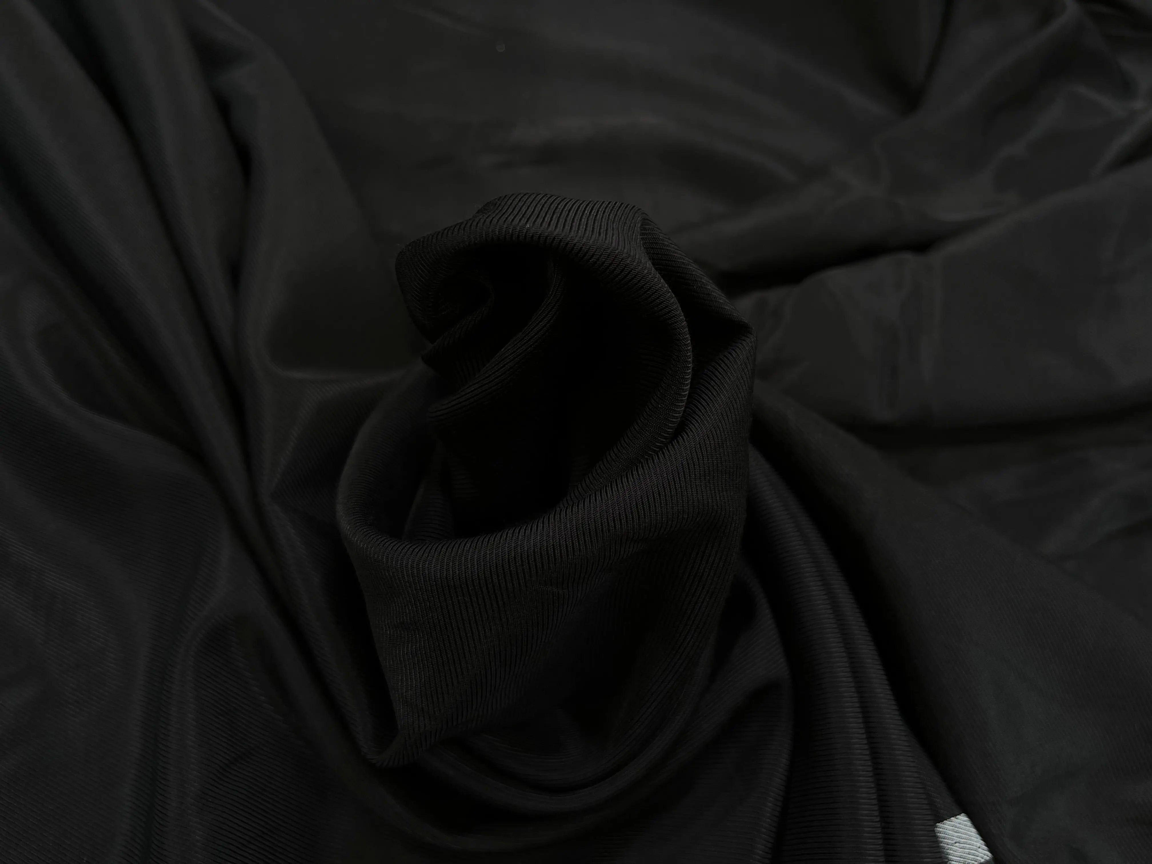 DOUBLURE VISCOSE SERGÉE UNI NOIR - My Little Coupon