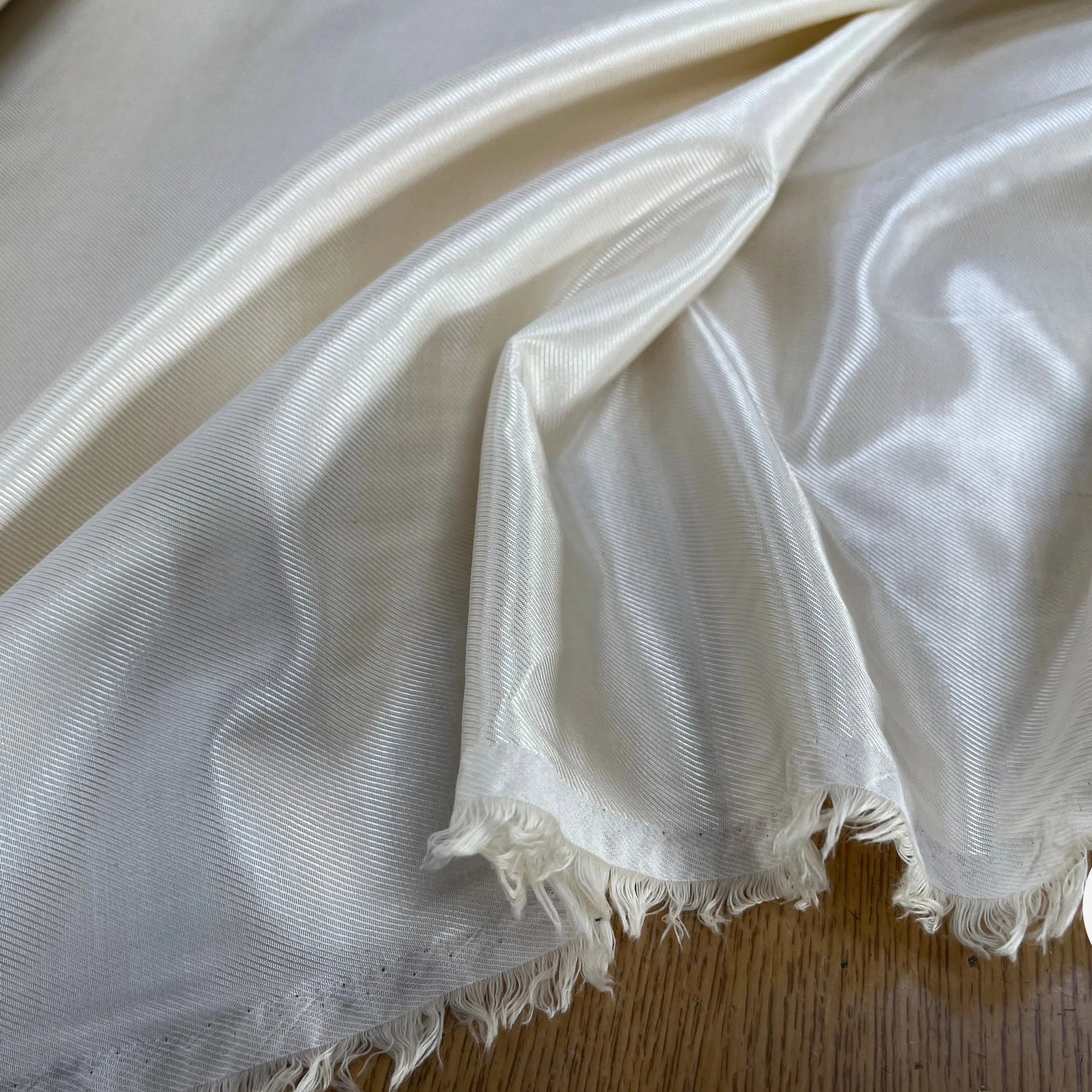 DOUBLURE VISCOSE UNI BEIGE SERGÉE LISSE - My Little Coupon